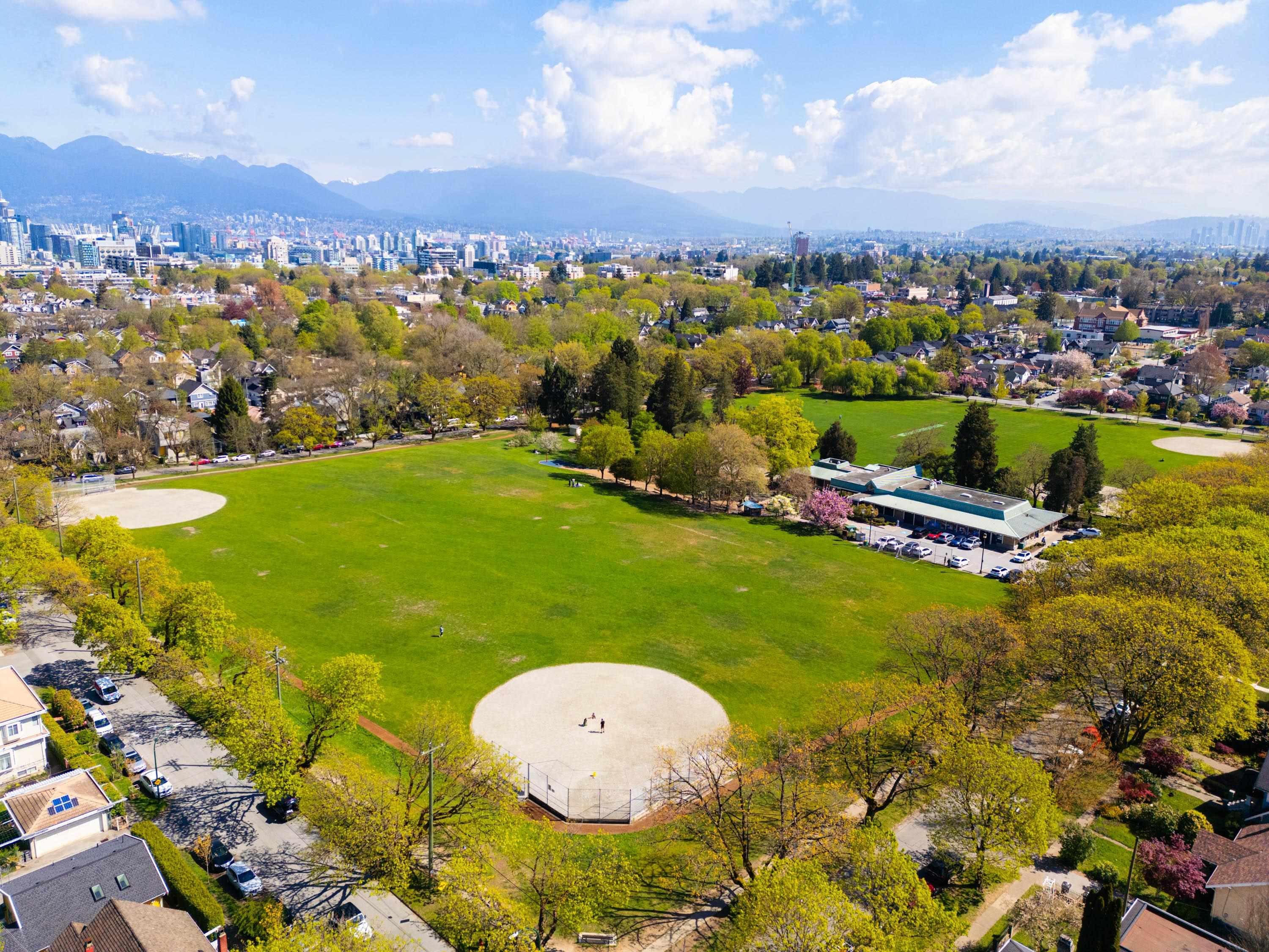 840 22Nd Avenue W, Vancouver, BC