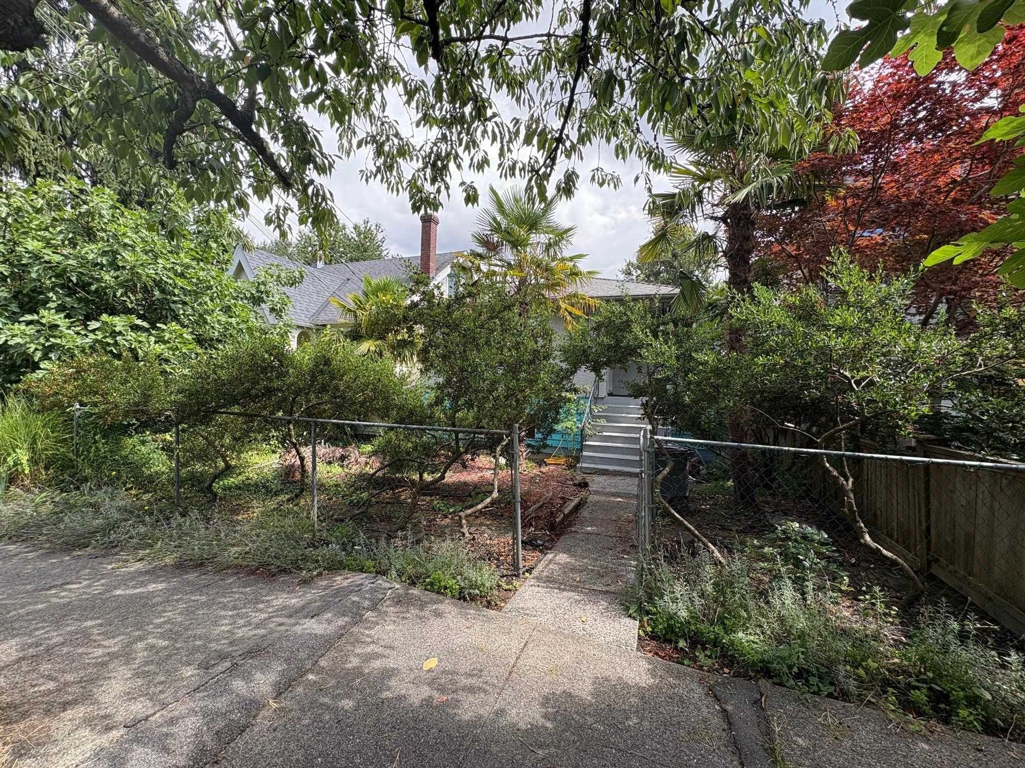 2274 Mclean Drive, Vancouver, BC