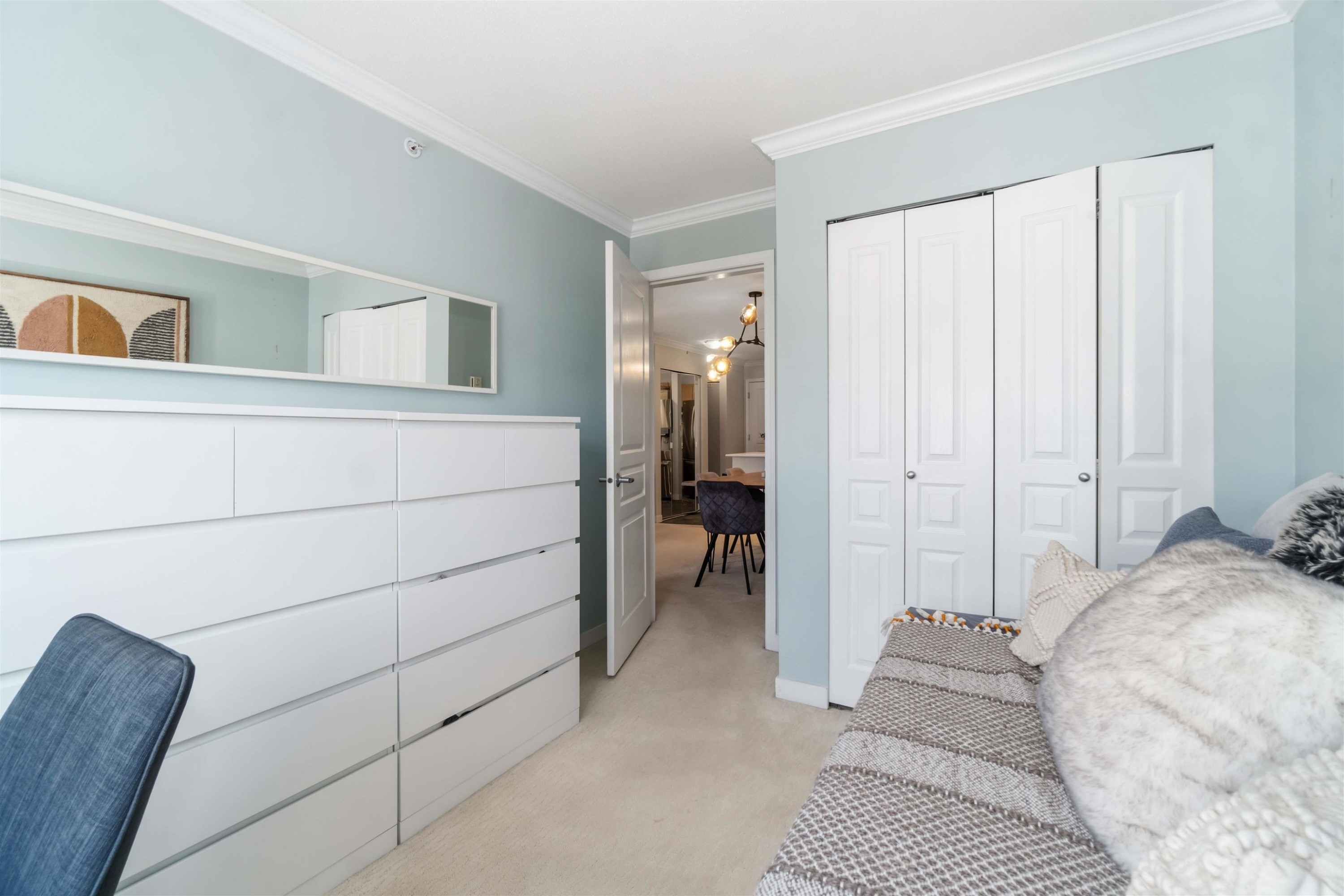 406-1150 29Th Street E, North Vancouver, BC
