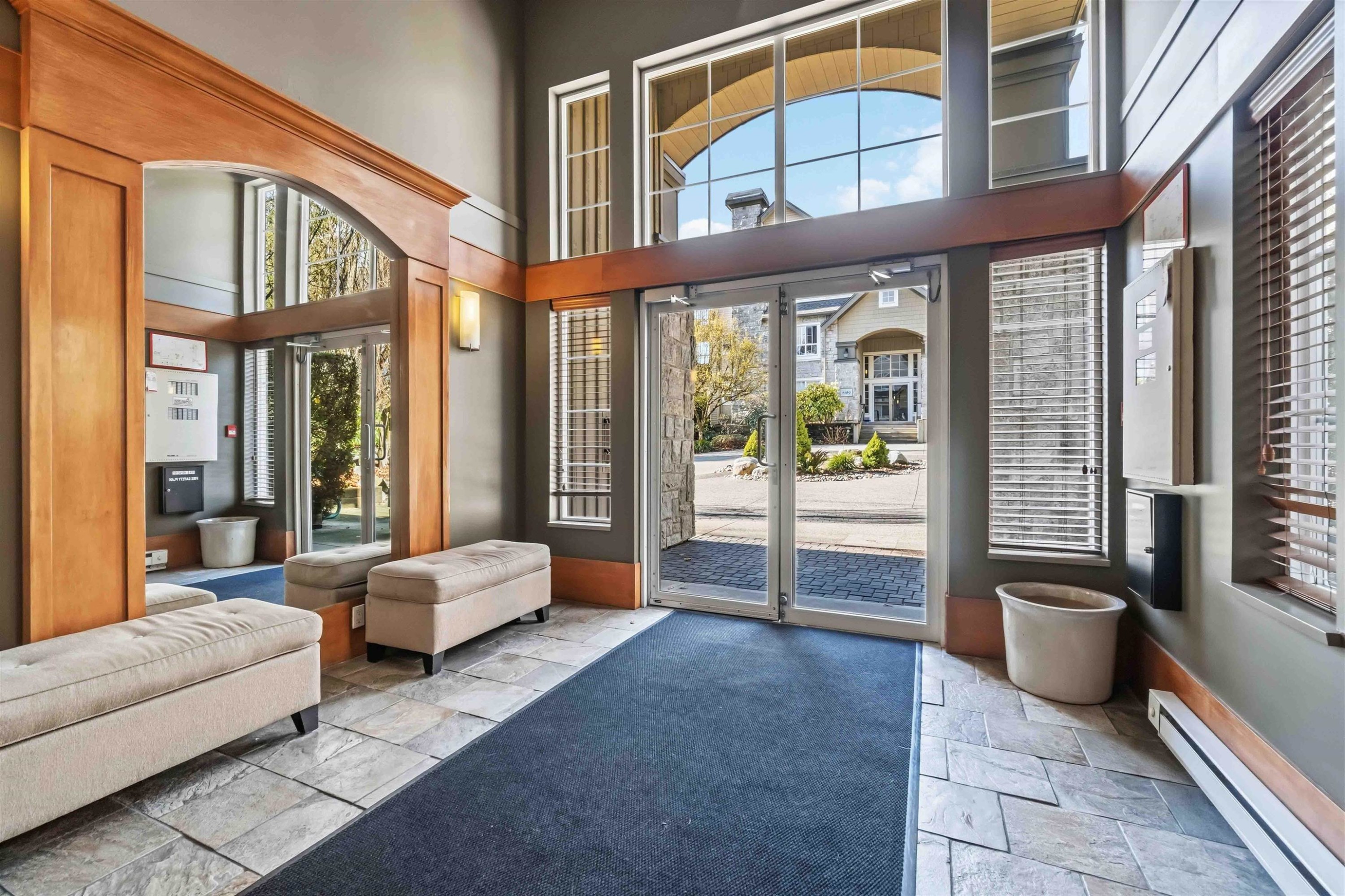 406-1150 29Th Street E, North Vancouver, BC