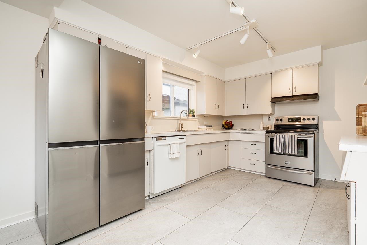 134 40Th Avenue W, Vancouver, BC