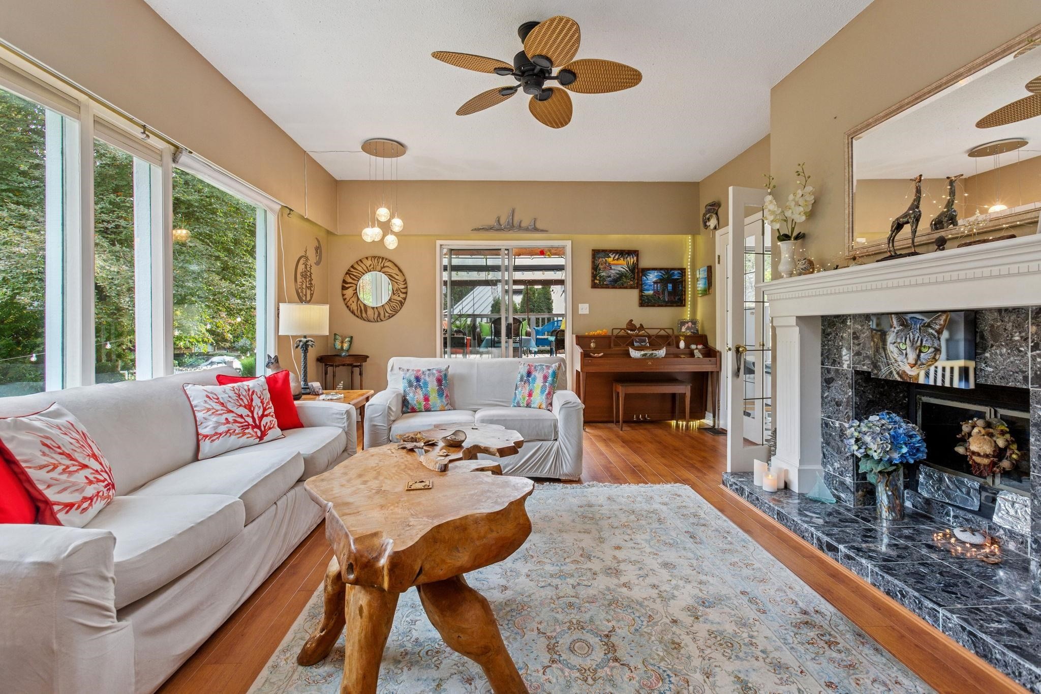 5607 Eagle Harbour Road, West Vancouver, BC