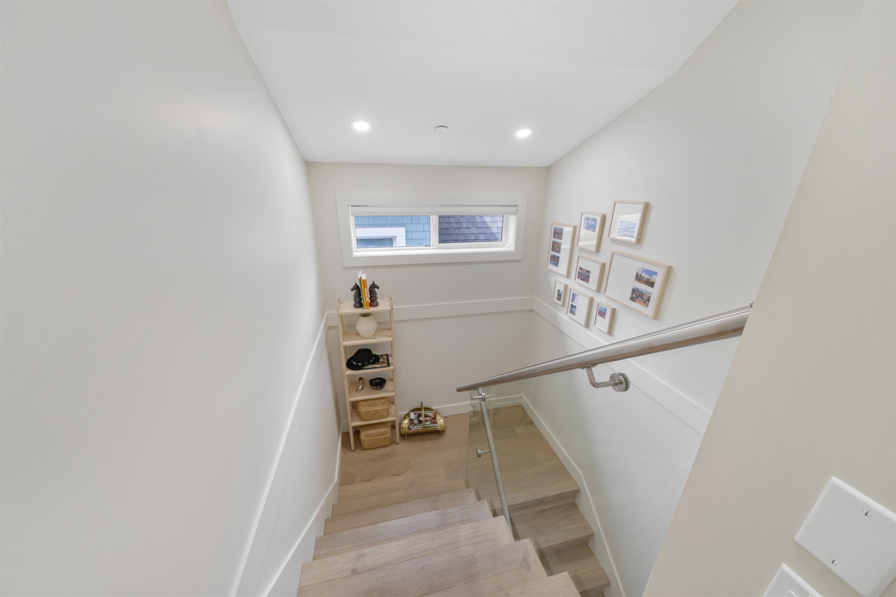 1758 14Th Avenue E, Vancouver, BC