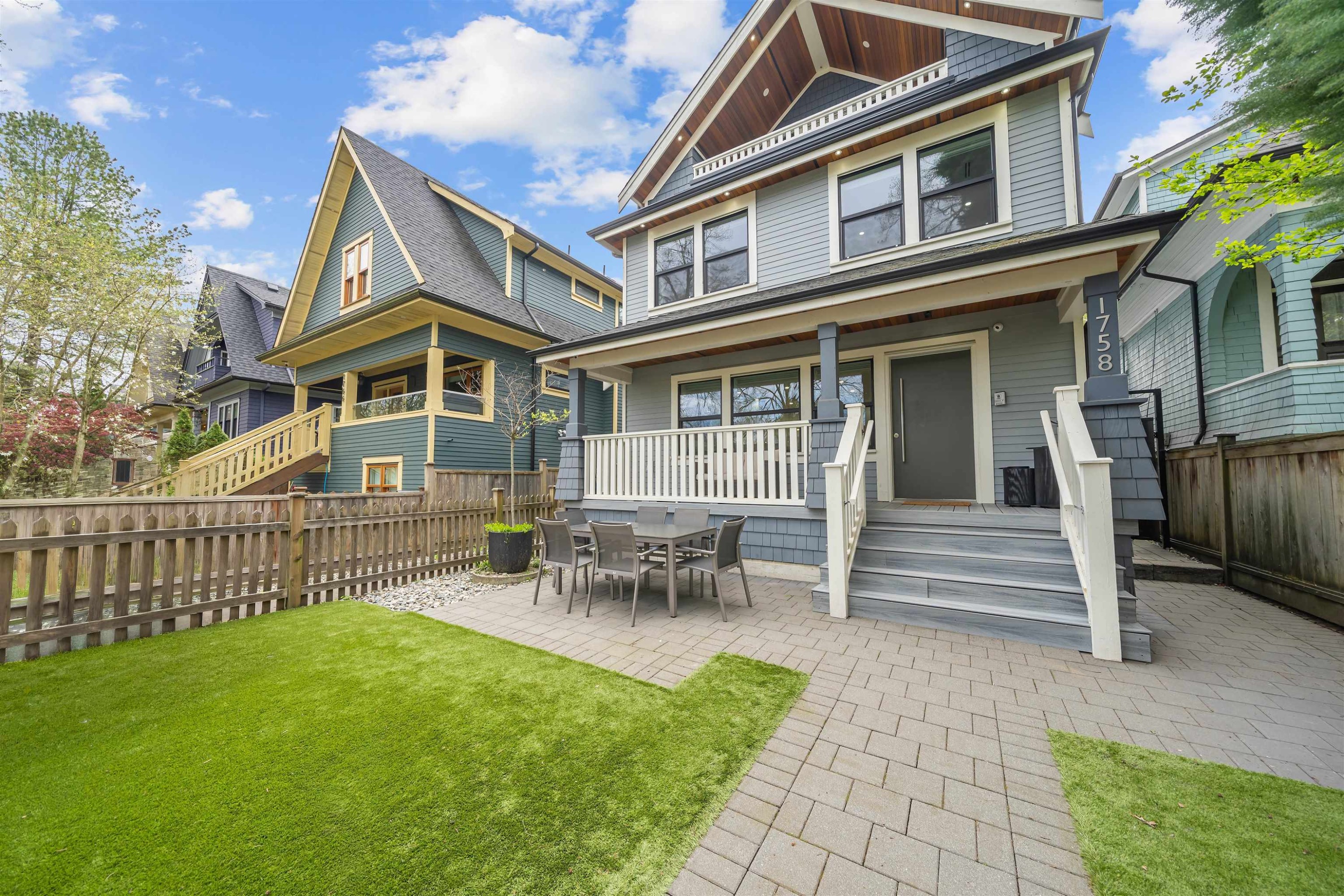 1758 14Th Avenue E, Vancouver, BC
