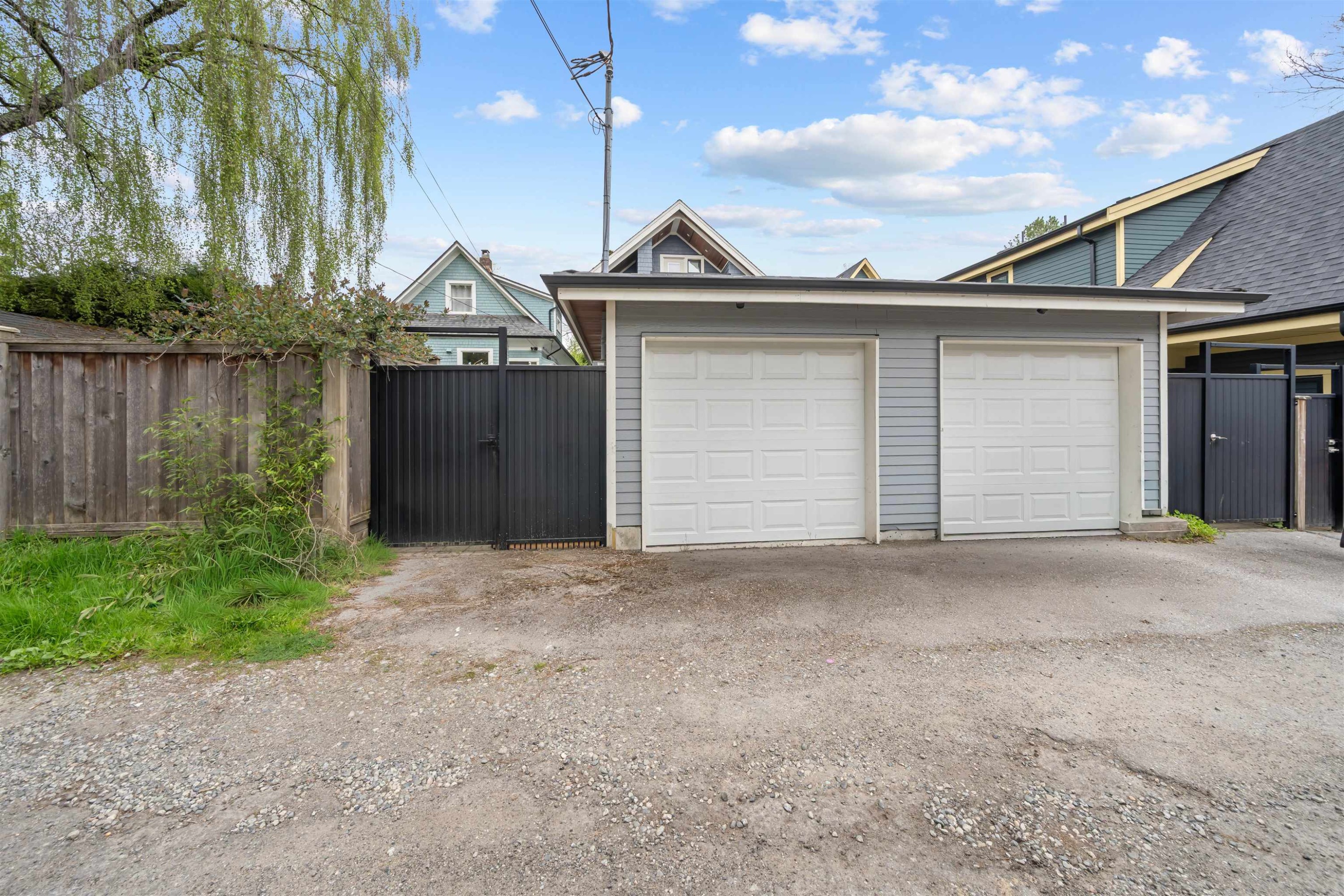 1758 14Th Avenue E, Vancouver, BC