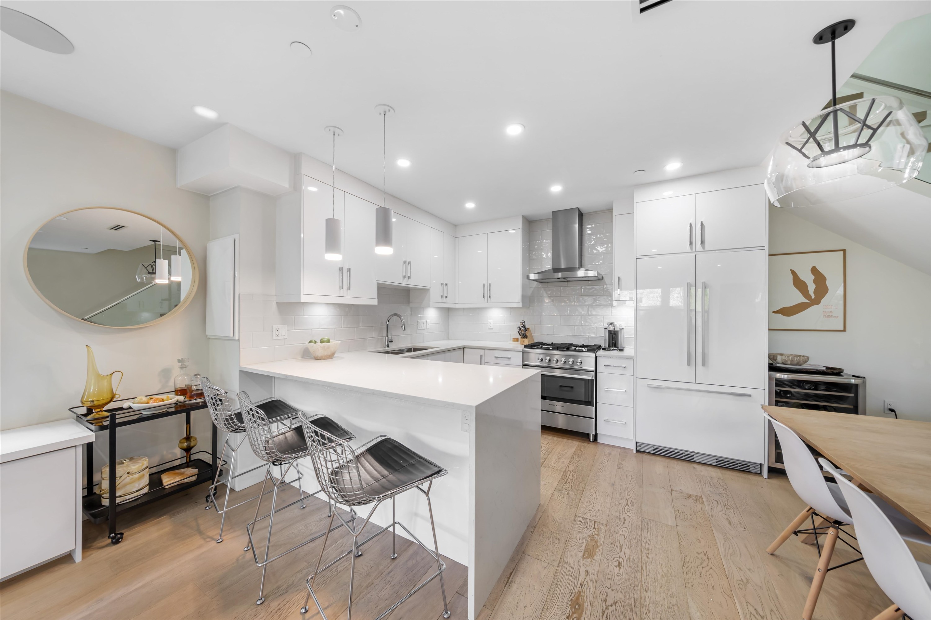 1758 14Th Avenue E, Vancouver, BC