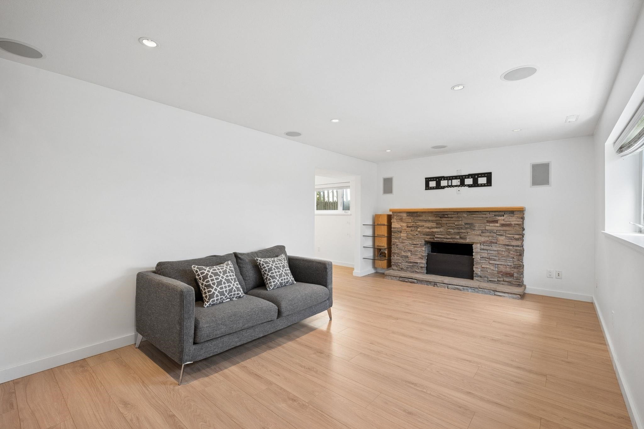 7621 Elliott Street, Vancouver, BC