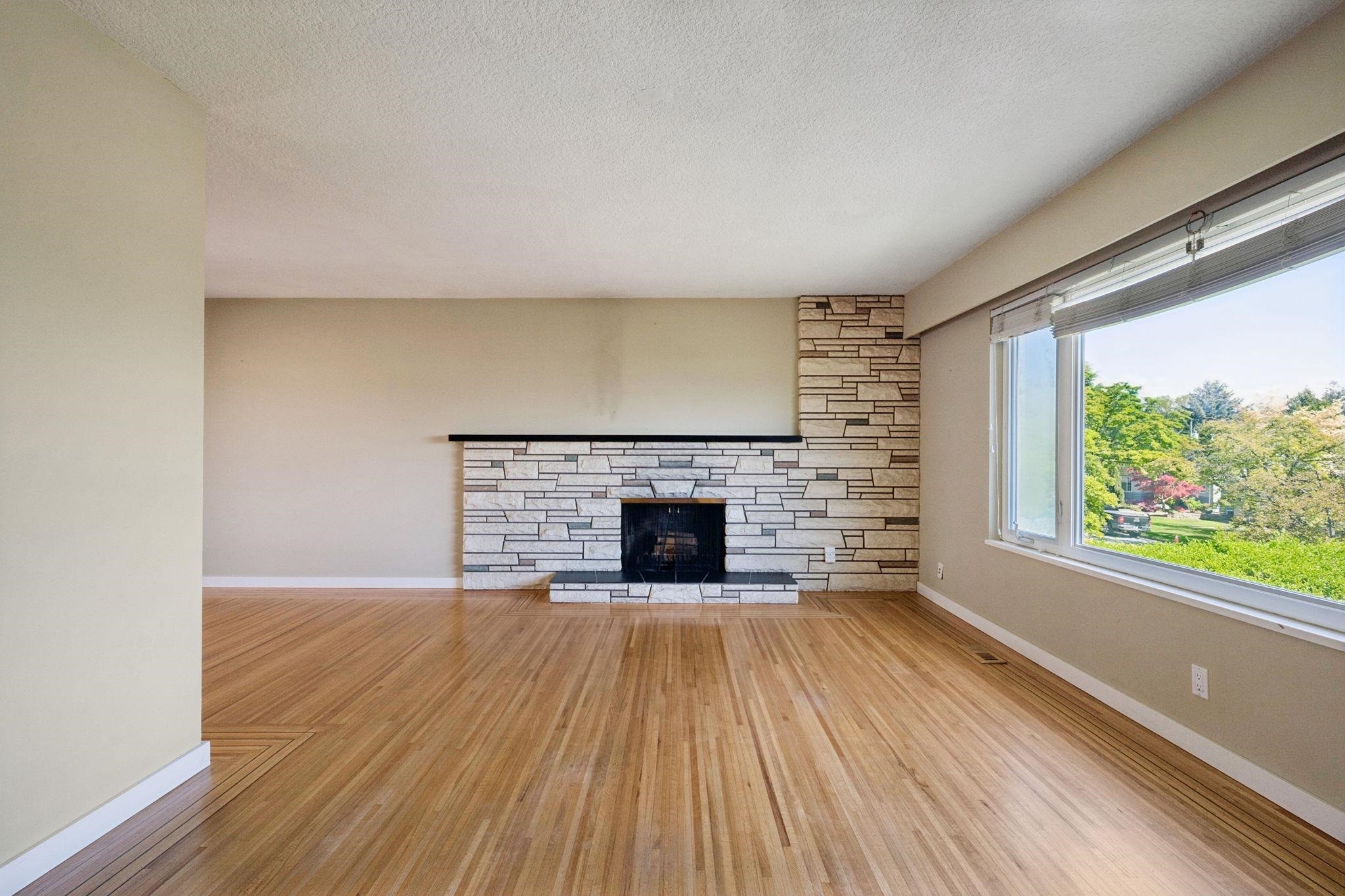 7621 Elliott Street, Vancouver, BC