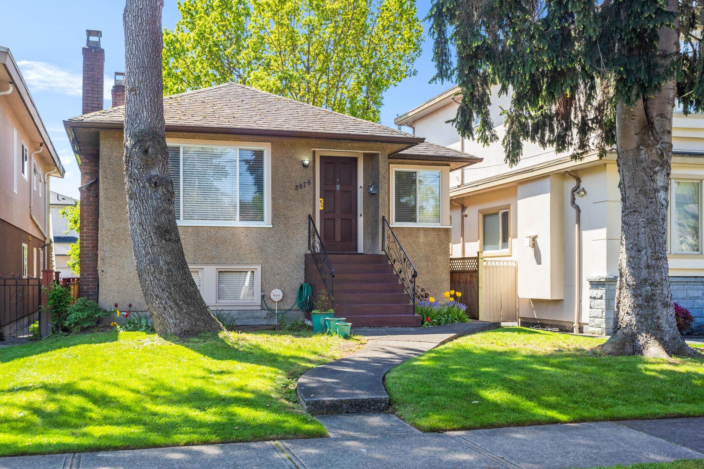 2876 18Th Avenue W, Vancouver, BC