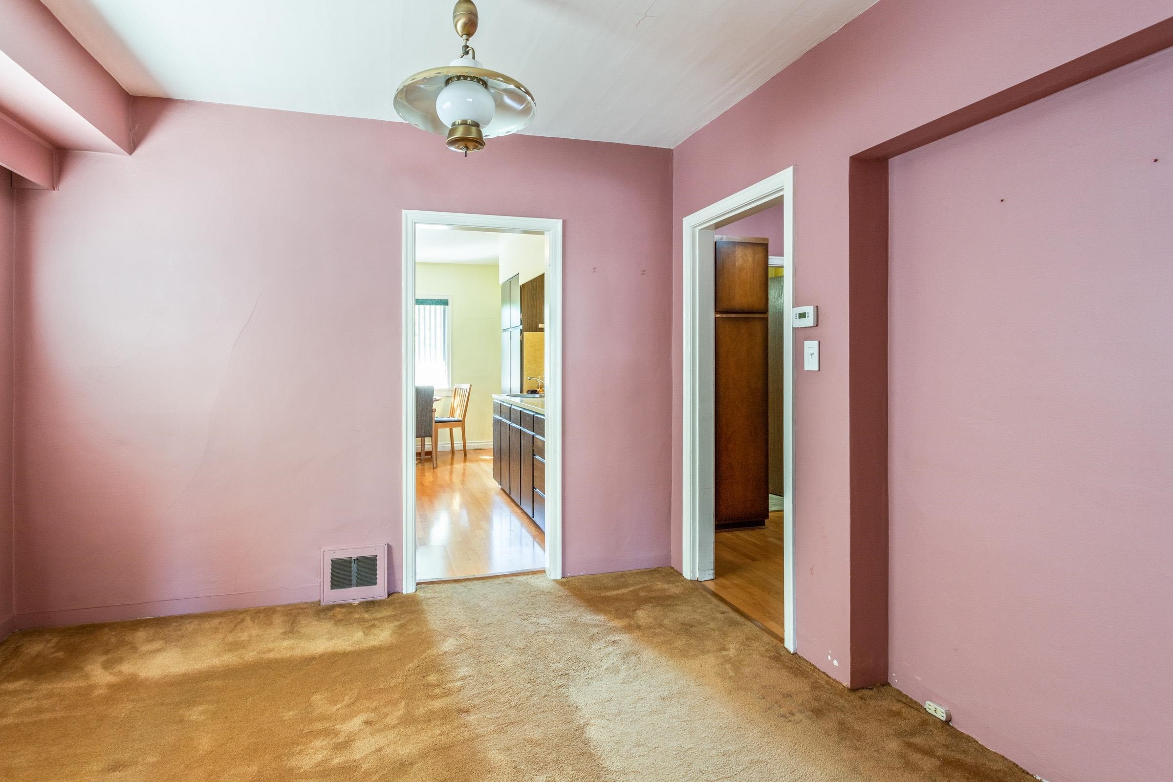 2876 18Th Avenue W, Vancouver, BC