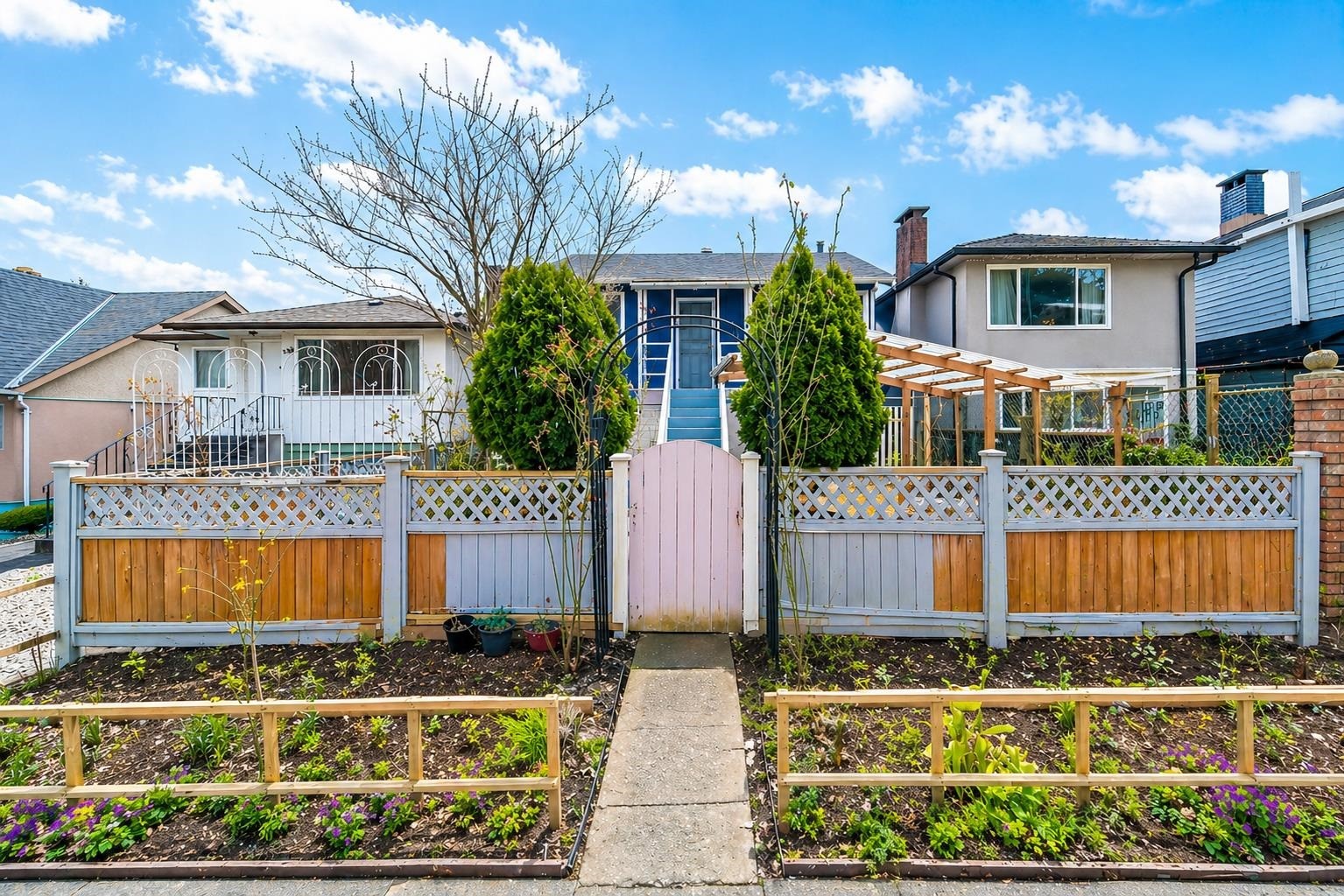 3134 1St Avenue E, Vancouver, BC
