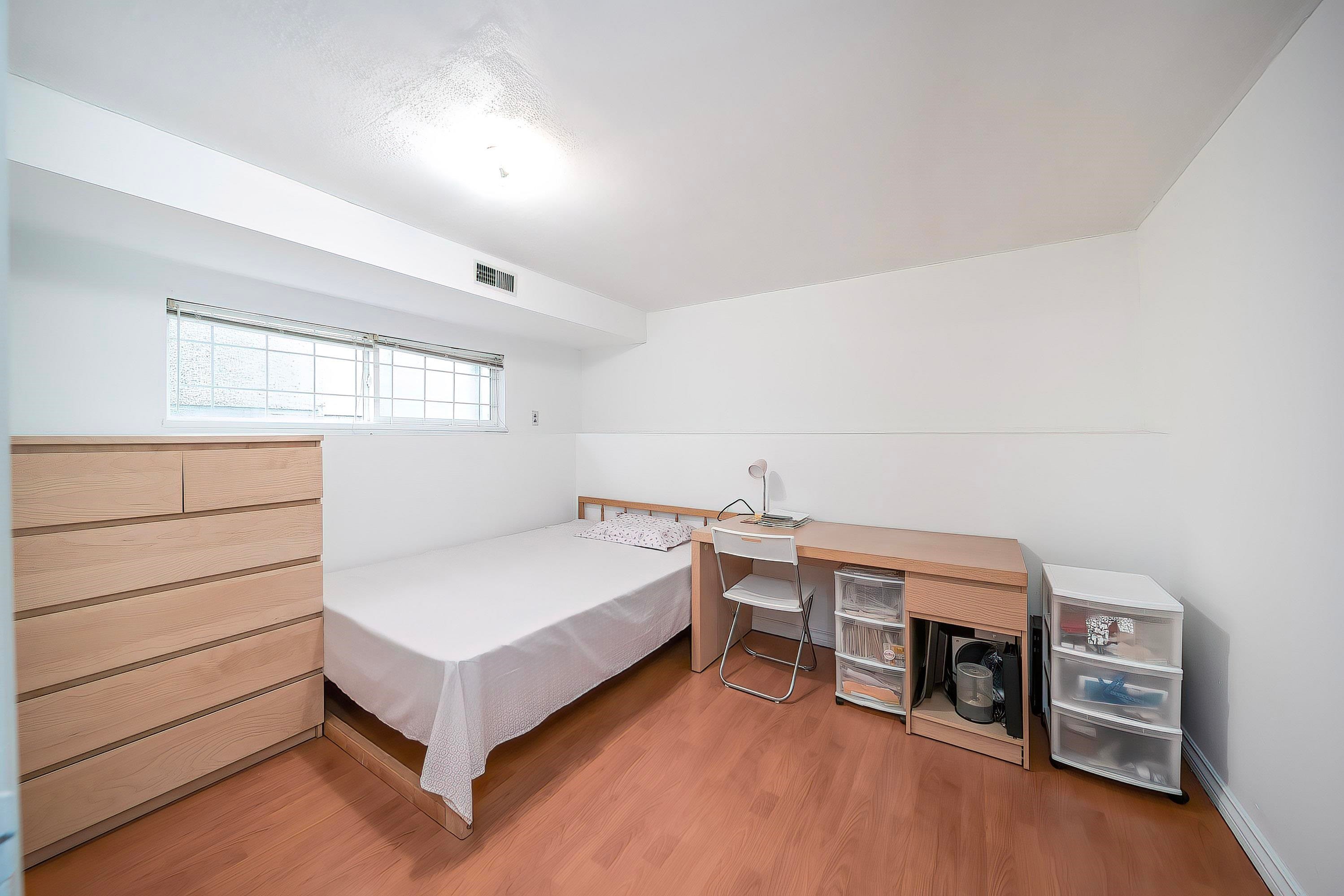 3134 1St Avenue E, Vancouver, BC