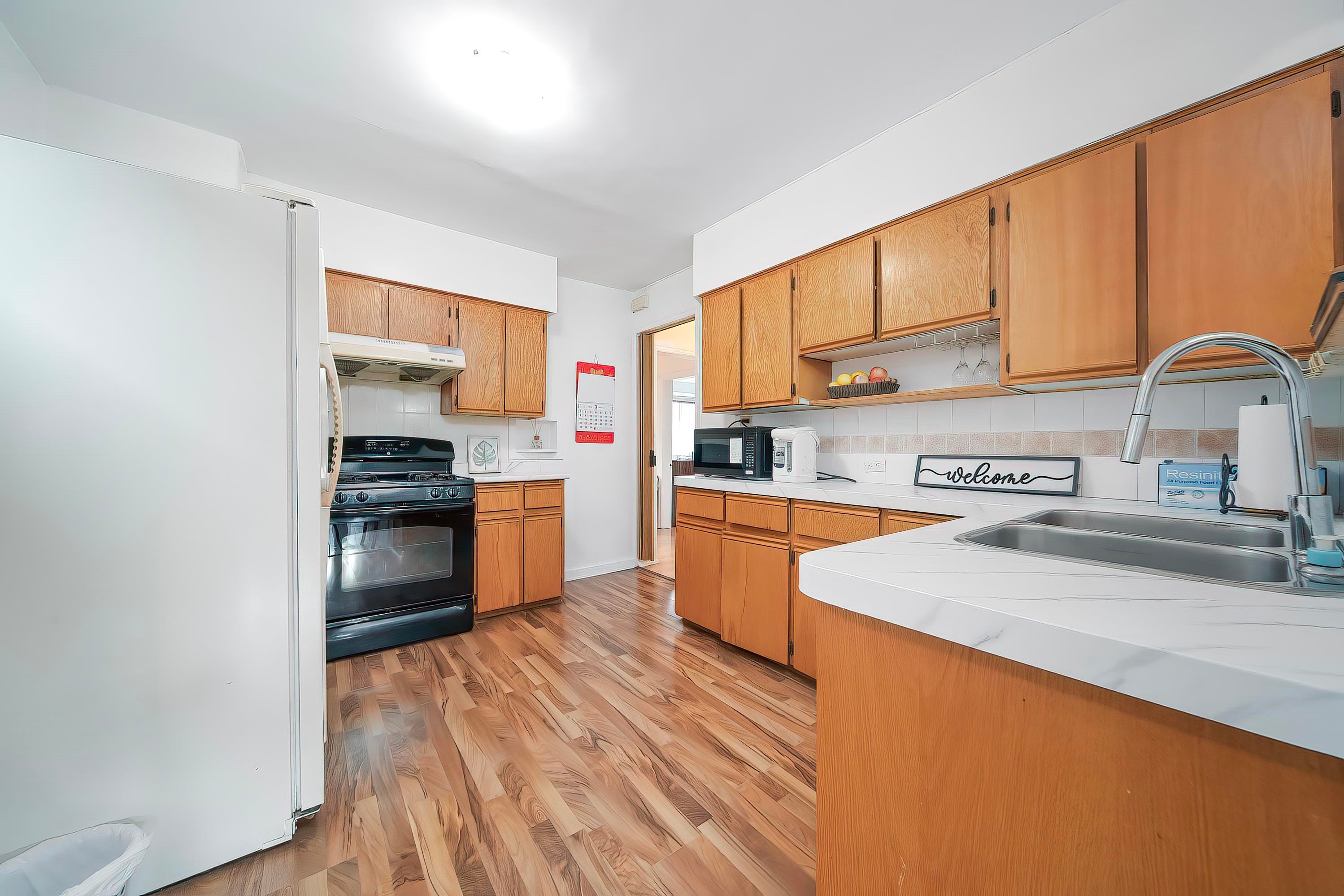 3134 1St Avenue E, Vancouver, BC