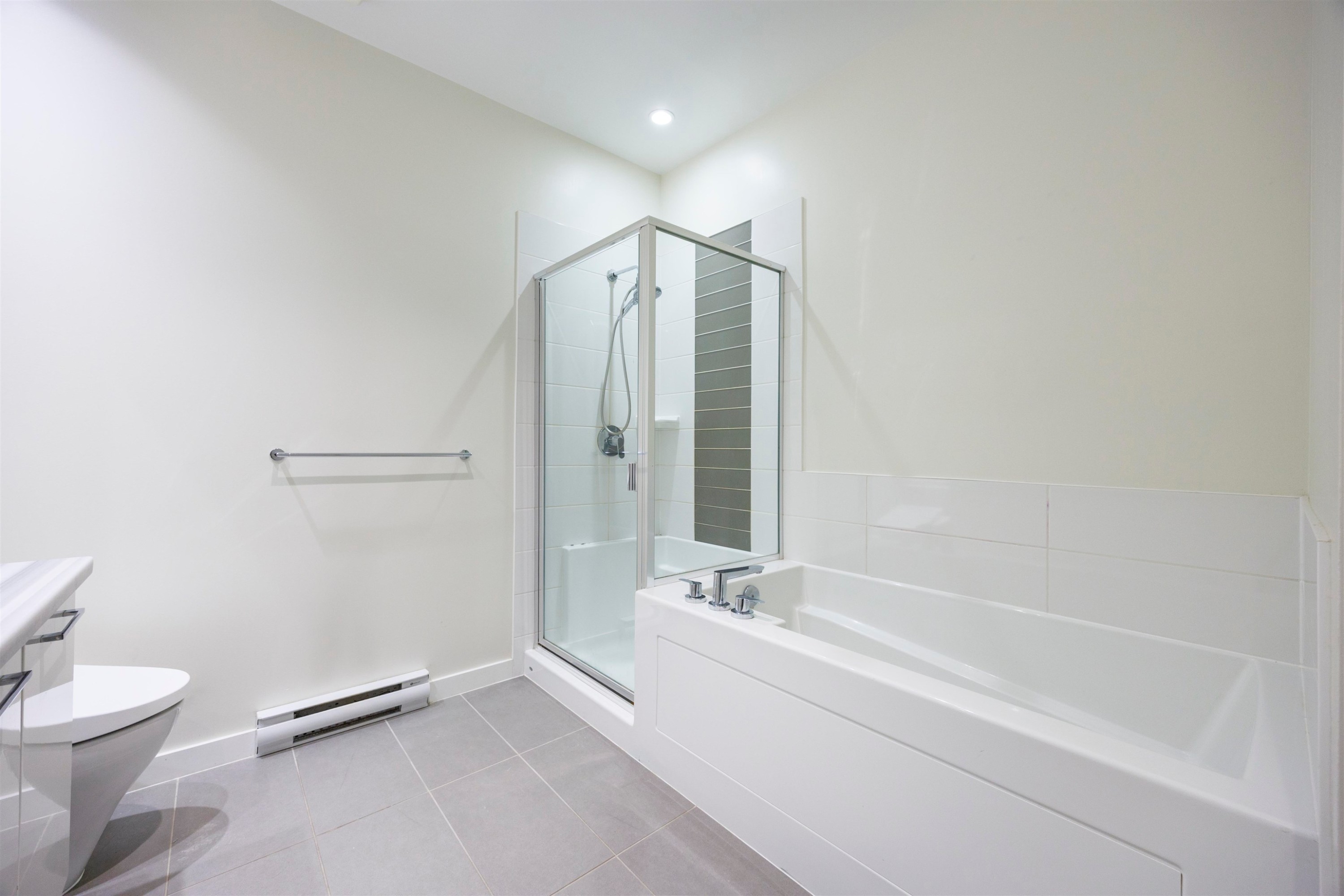 4203-4880 Bennett Street, Burnaby, BC