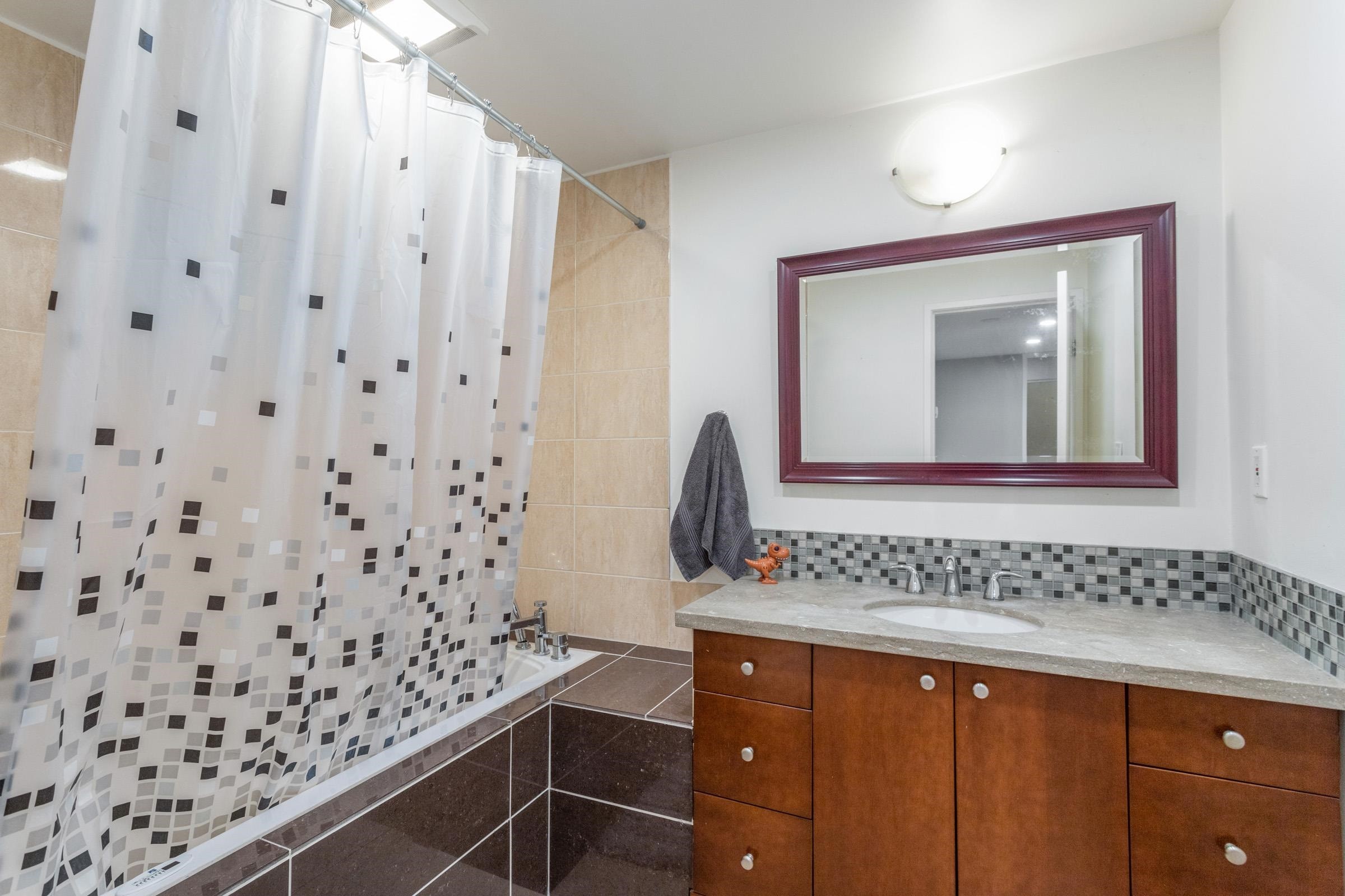 3951 William Street, Burnaby, BC