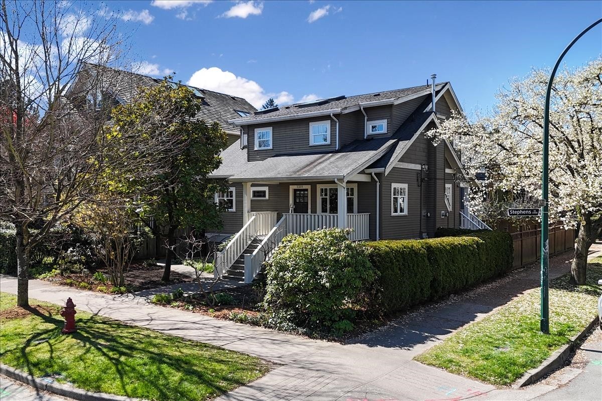 2301 Stephens Street, Vancouver, BC