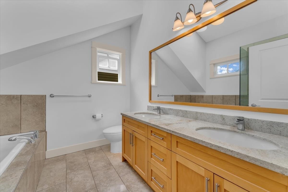 2301 Stephens Street, Vancouver, BC
