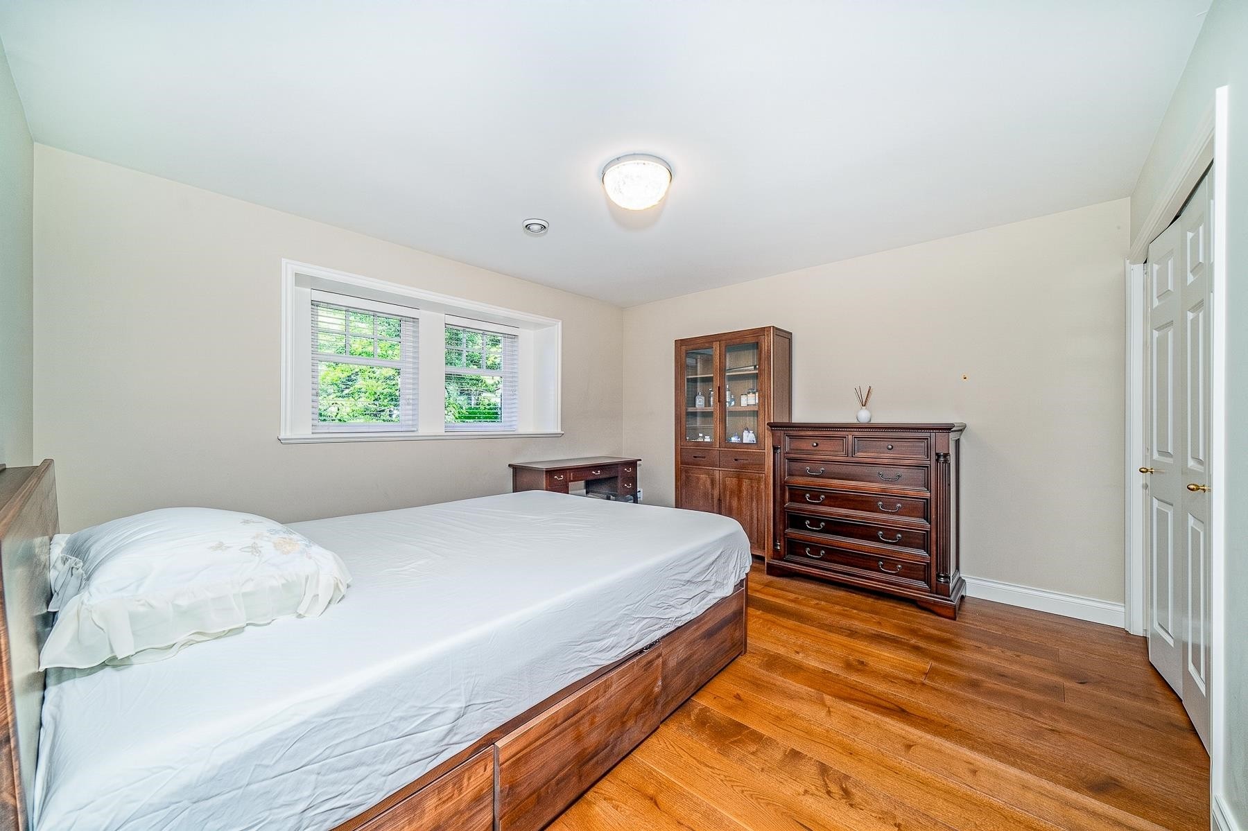 550 Keith Road, West Vancouver, BC