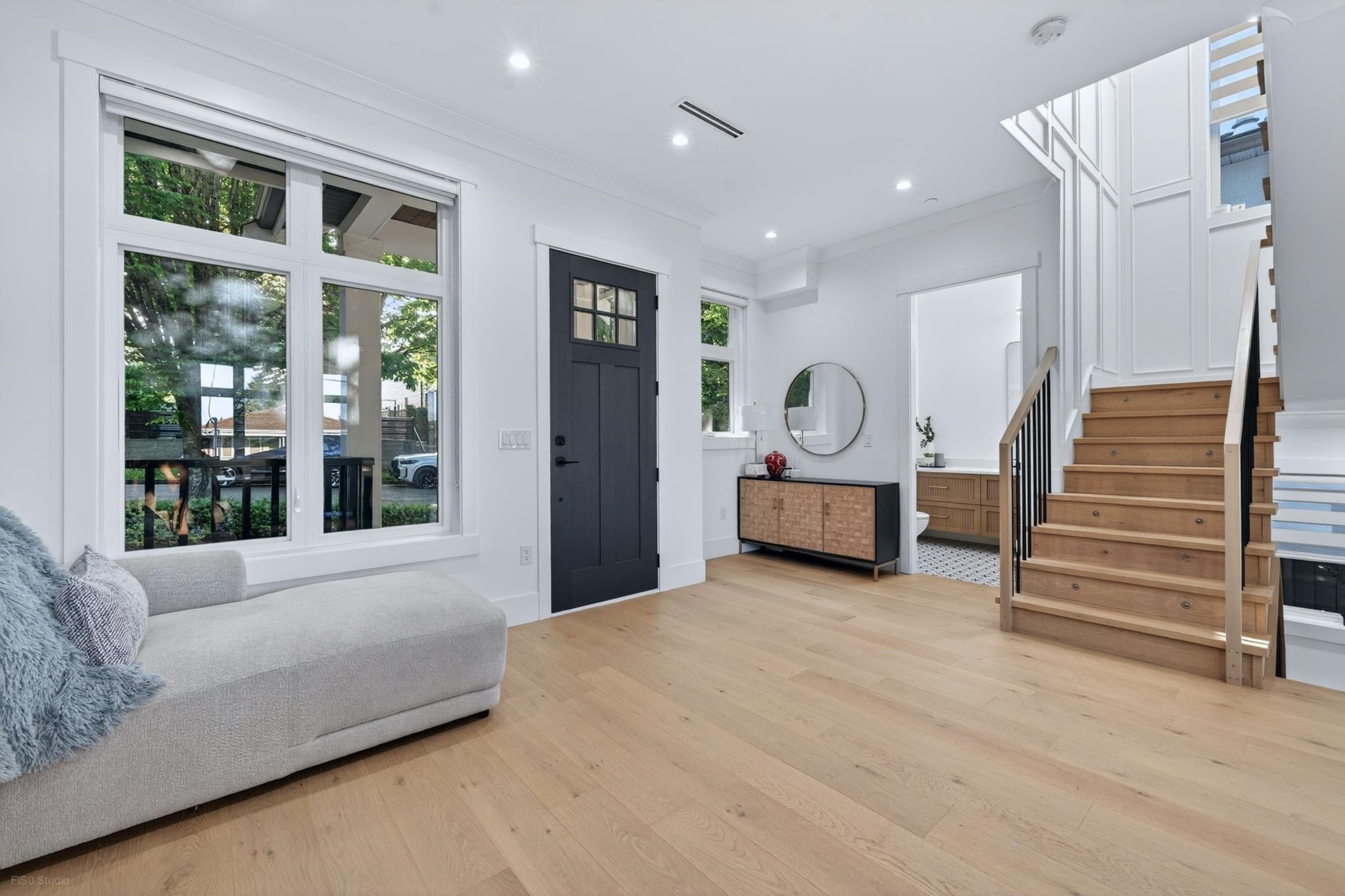4990 Sherbrooke Street, Vancouver, BC
