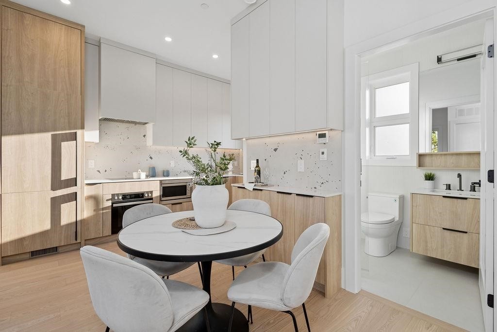 2754 Graveley Street, Vancouver, BC