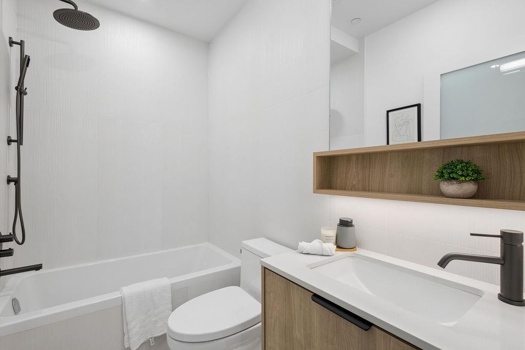 2754 Graveley Street, Vancouver, BC