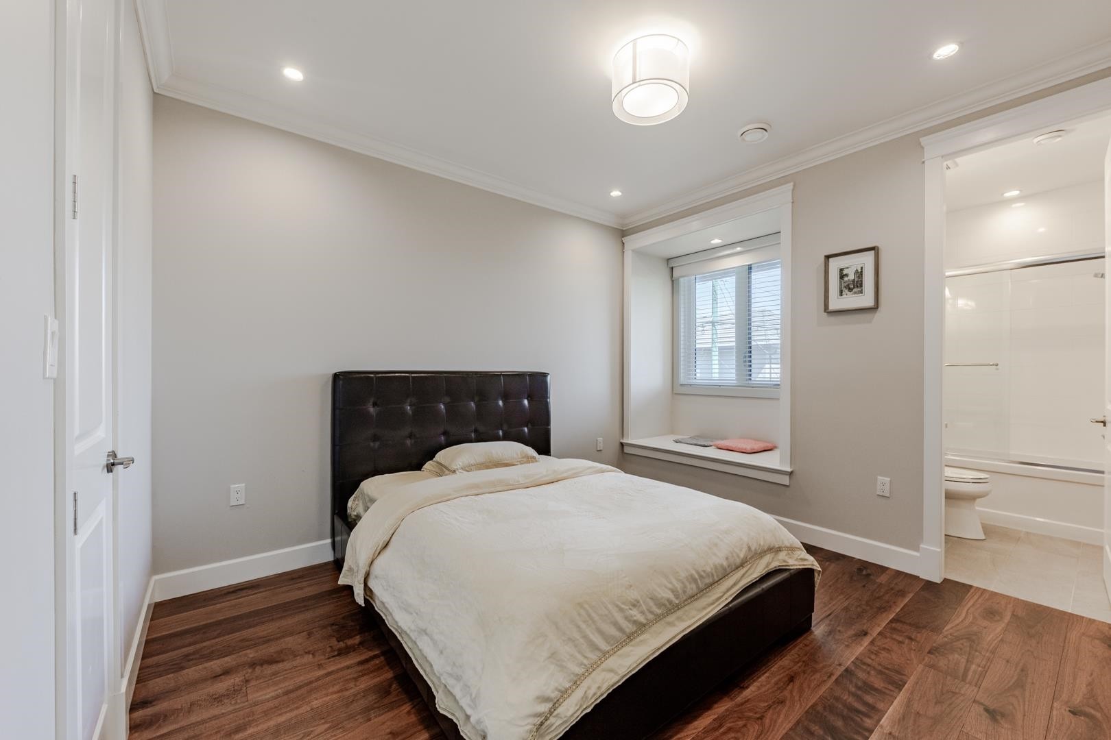 8520 Fairfax Crescent, Richmond, BC