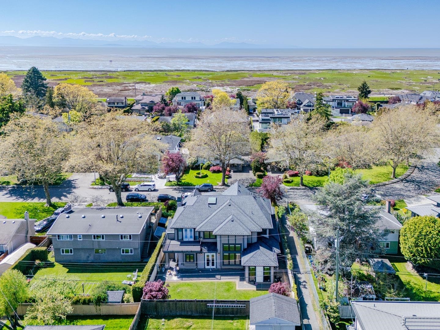 8520 Fairfax Crescent, Richmond, BC