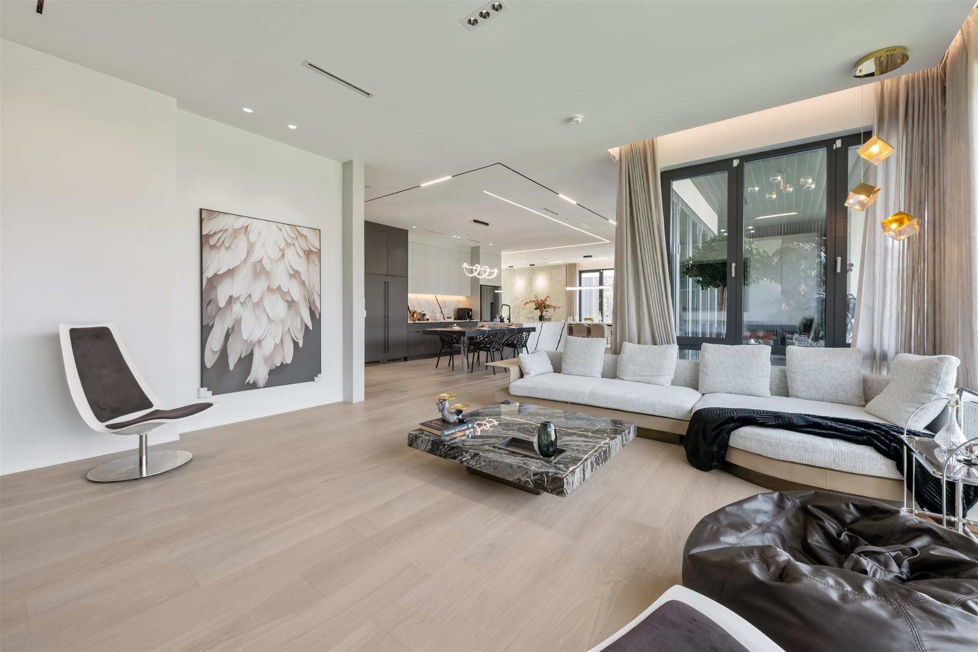 3823 51St Avenue W, Vancouver, BC