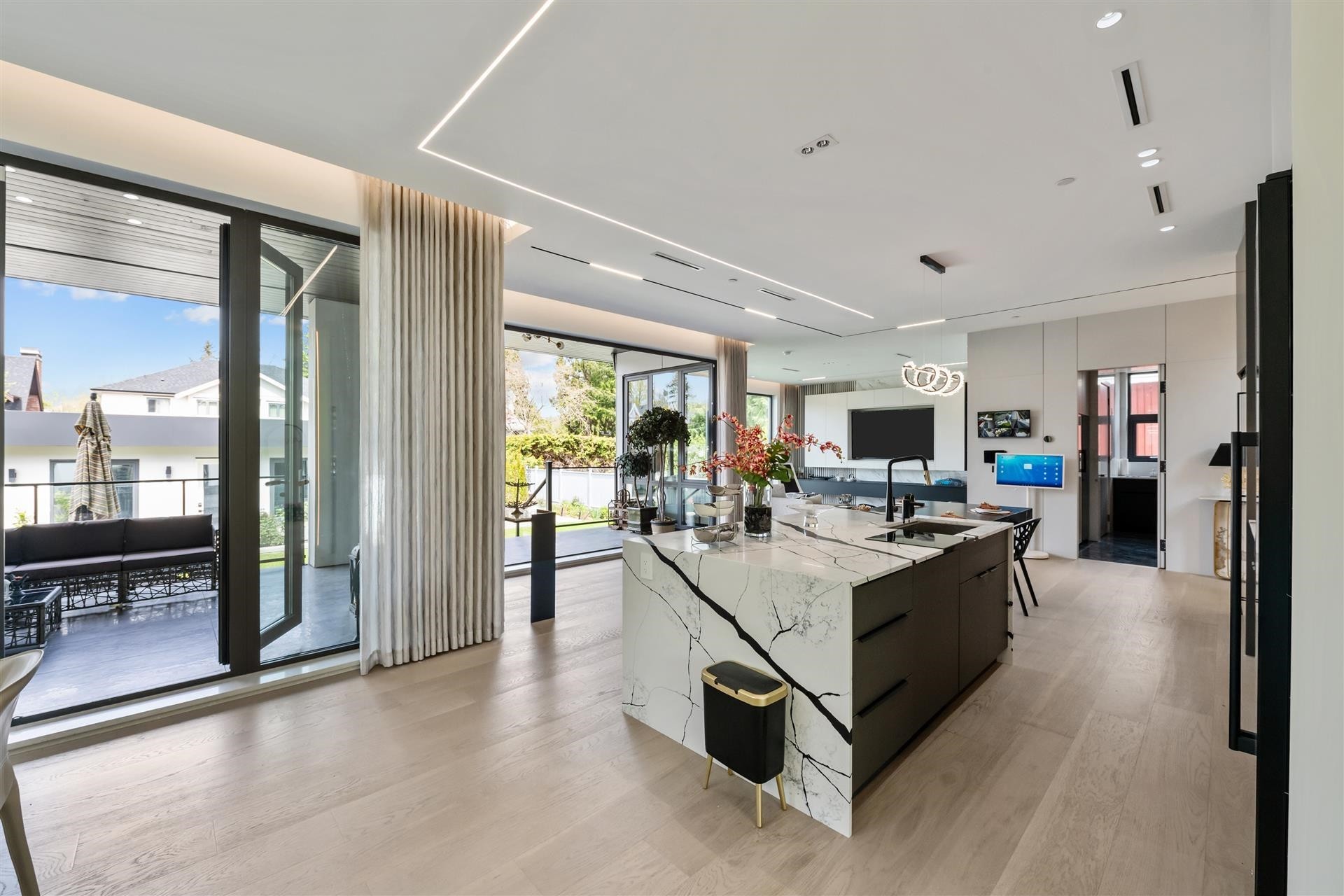 3823 51St Avenue W, Vancouver, BC