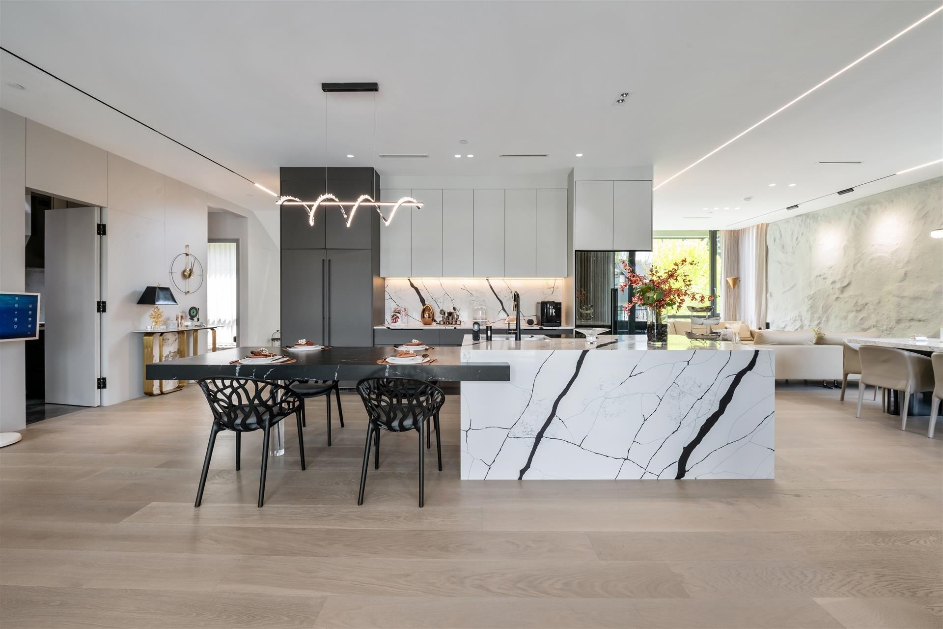 3823 51St Avenue W, Vancouver, BC
