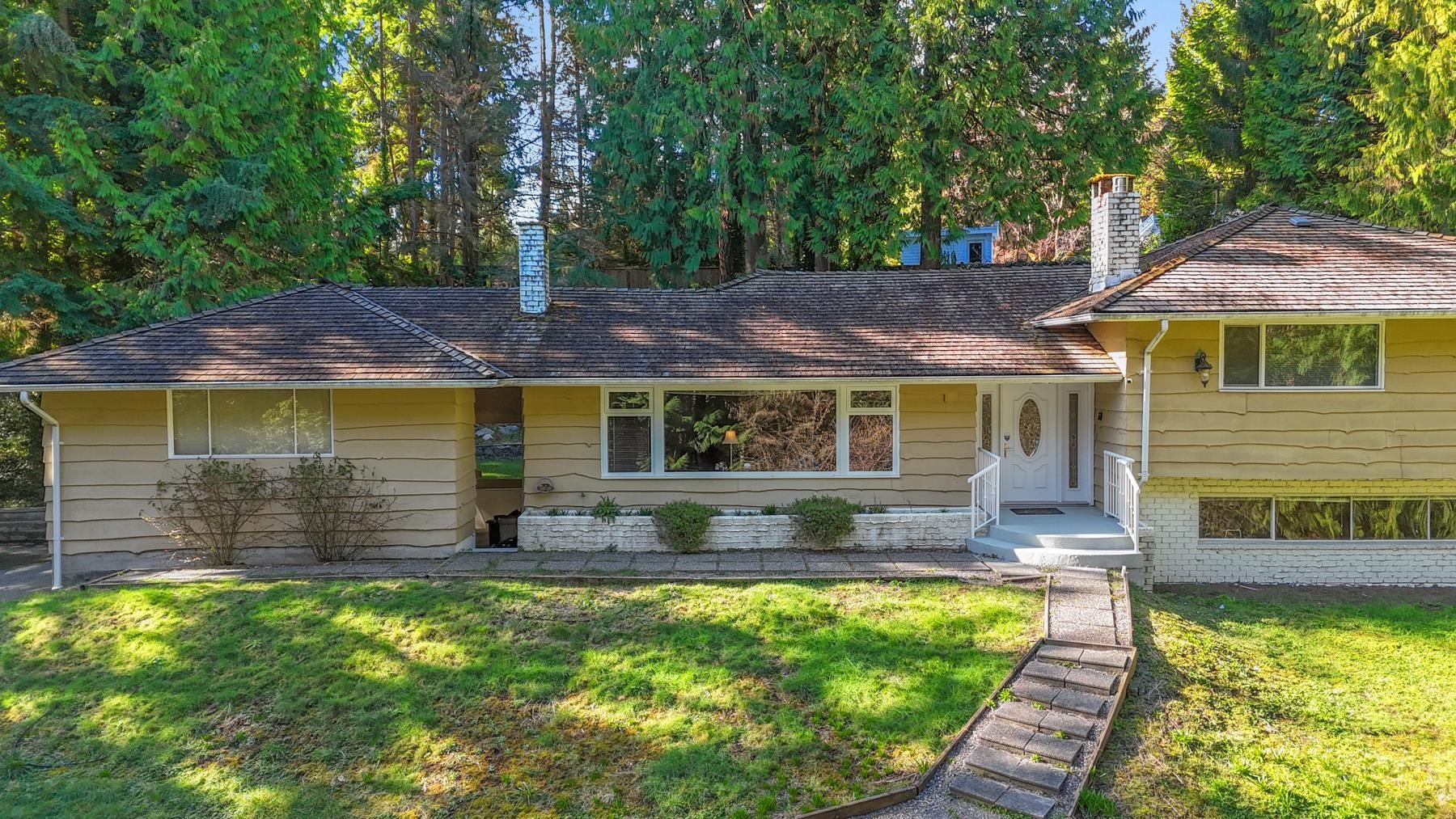 315 Stevens Drive, West Vancouver, BC