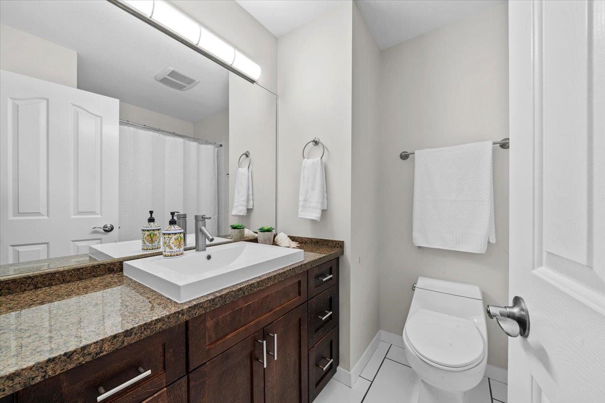 1422 Hockaday Street, Coquitlam, BC