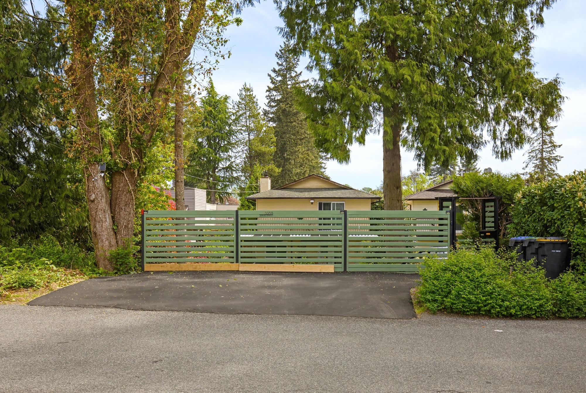 3358 Jervis Street, Port Coquitlam, BC - Outdoor
