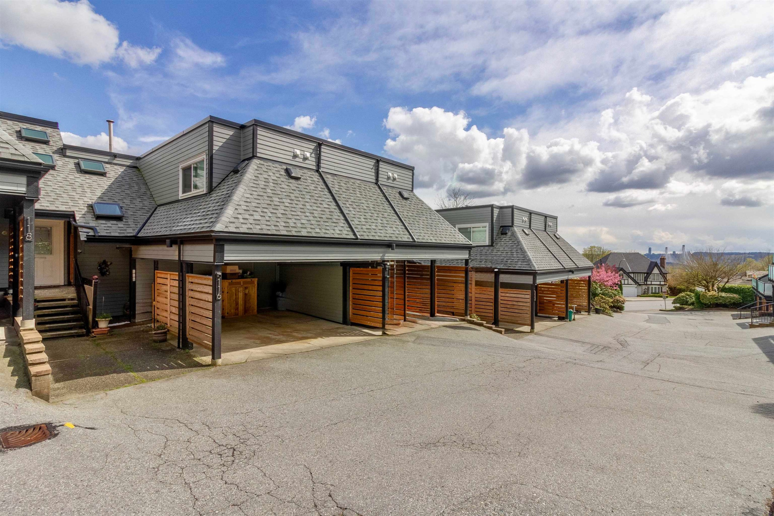 116-2721 Atlin Place, Coquitlam, BC