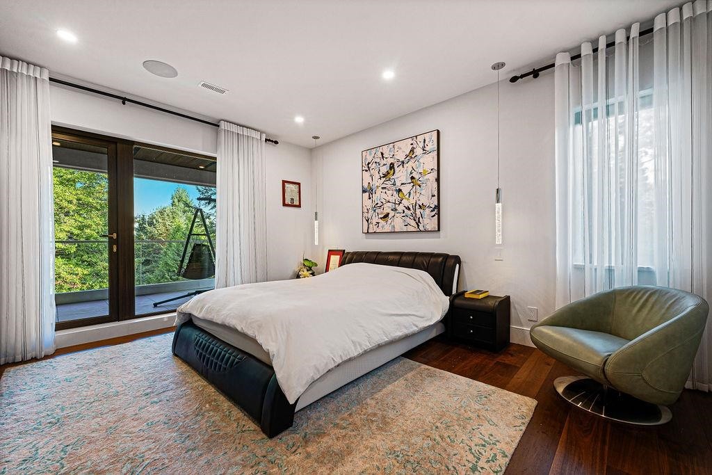 558 Glenross Road, West Vancouver, BC - Indoor Photo Showing Bedroom