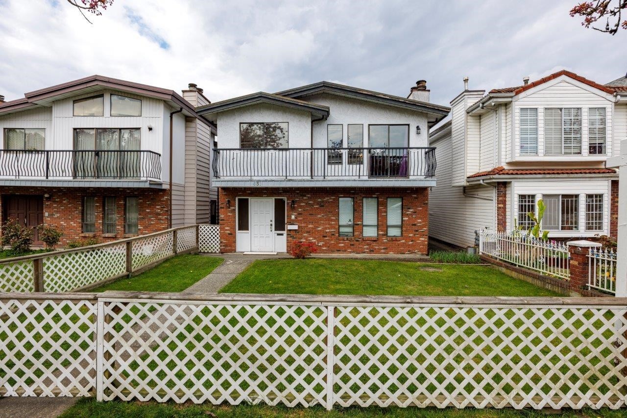 431 18Th Avenue E, Vancouver, BC