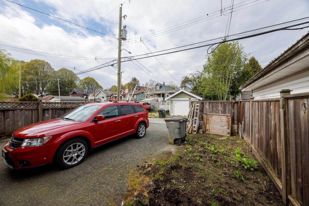 431 18Th Avenue E, Vancouver, BC