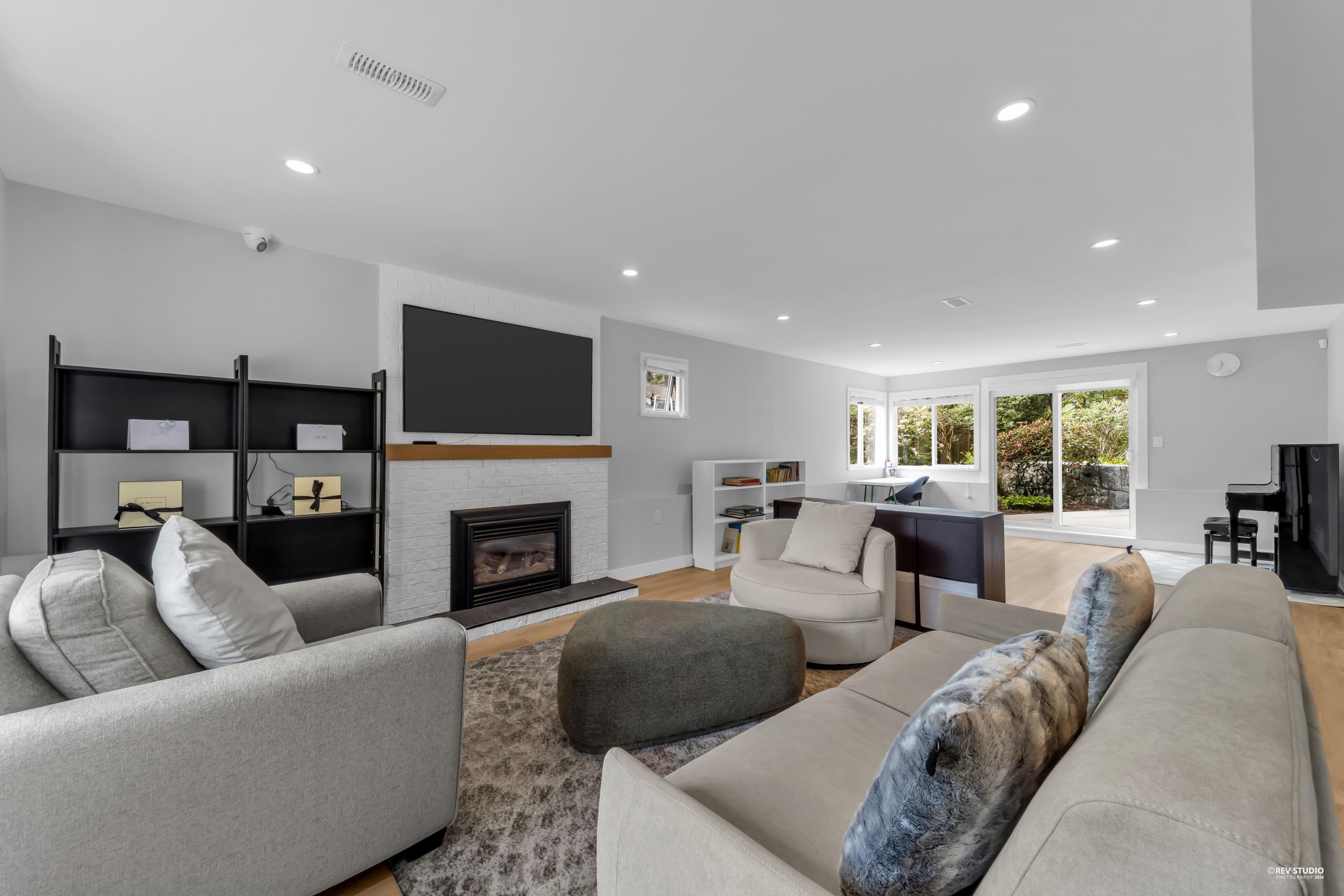 3521 Duval Road, North Vancouver, BC