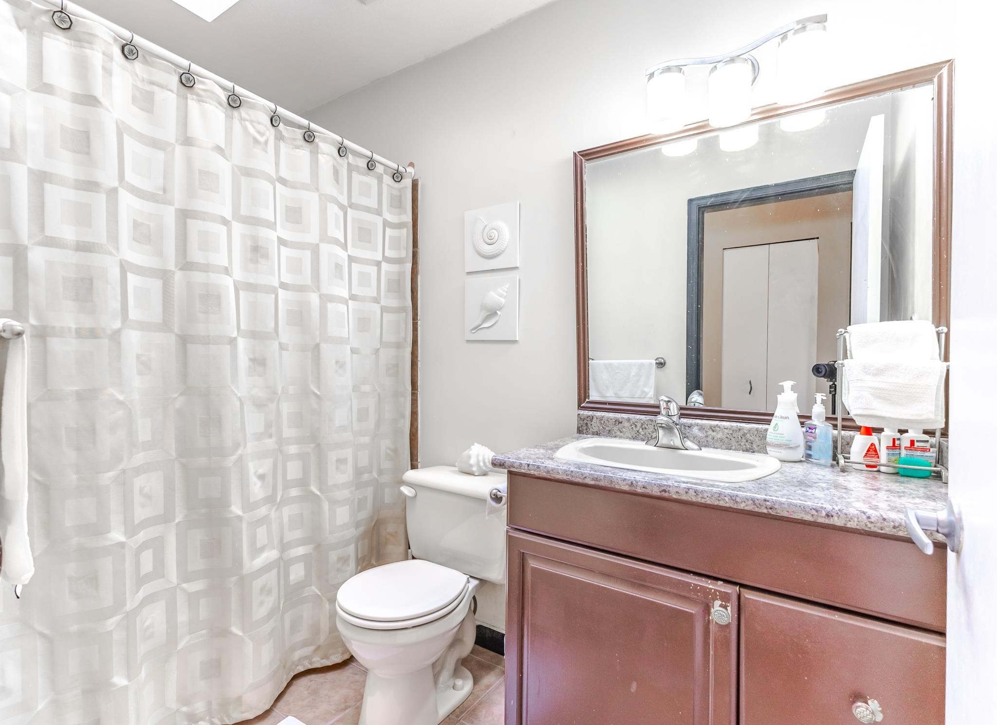 2934 Heckbert Place, Coquitlam, BC