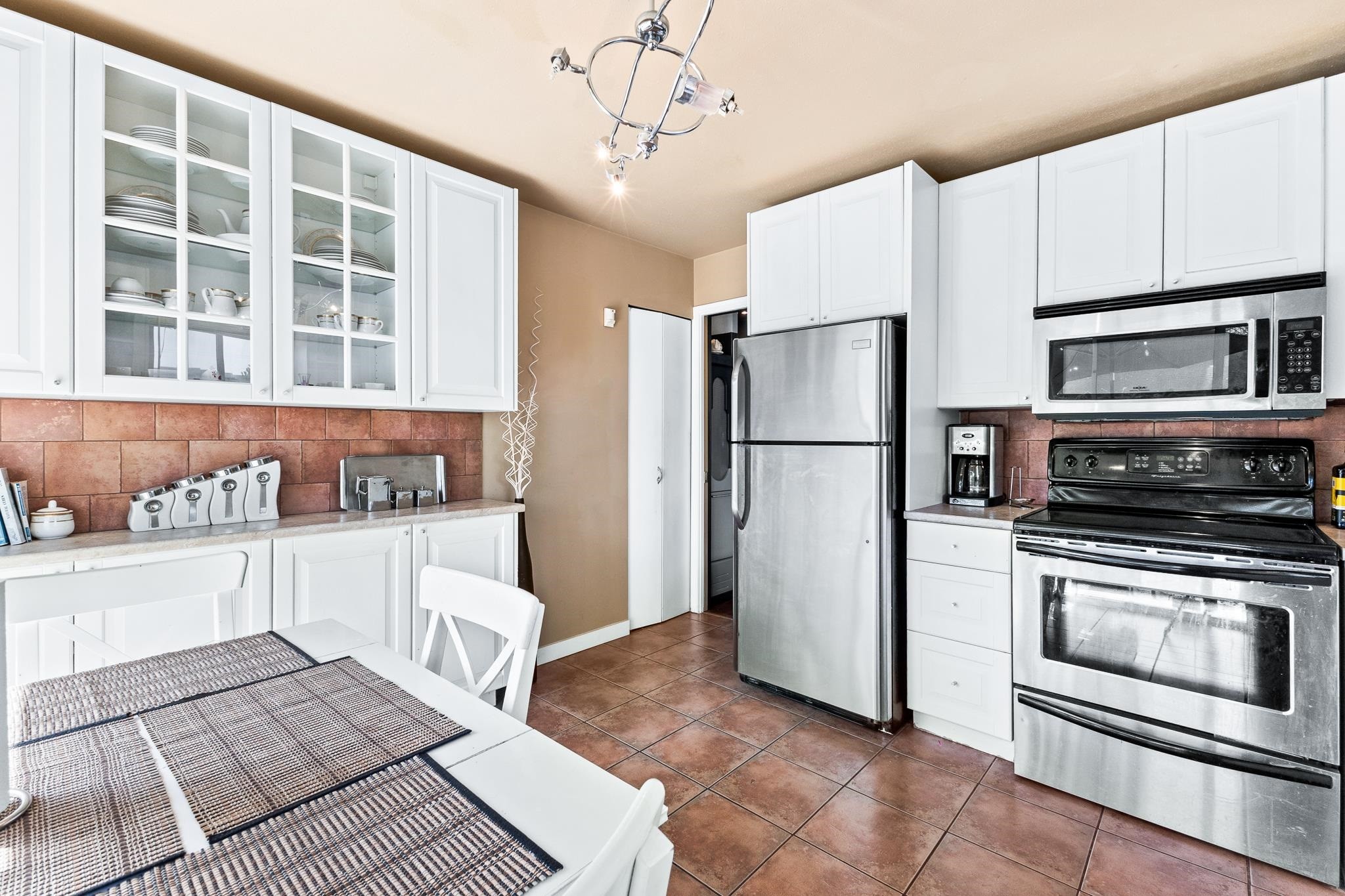 2934 Heckbert Place, Coquitlam, BC