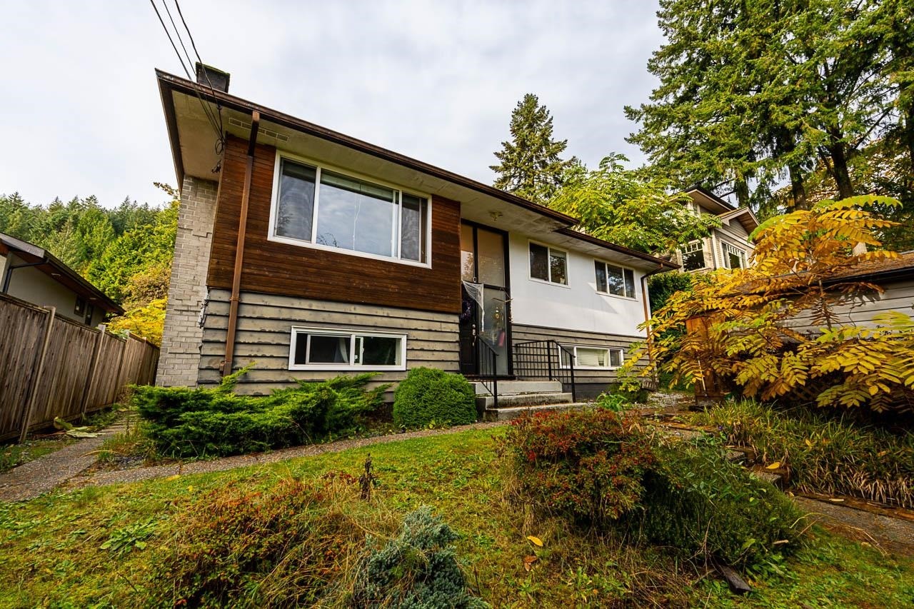 4377 Mountain Highway, North Vancouver, BC