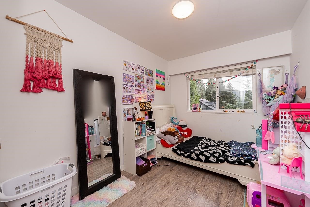 4377 Mountain Highway, North Vancouver, BC