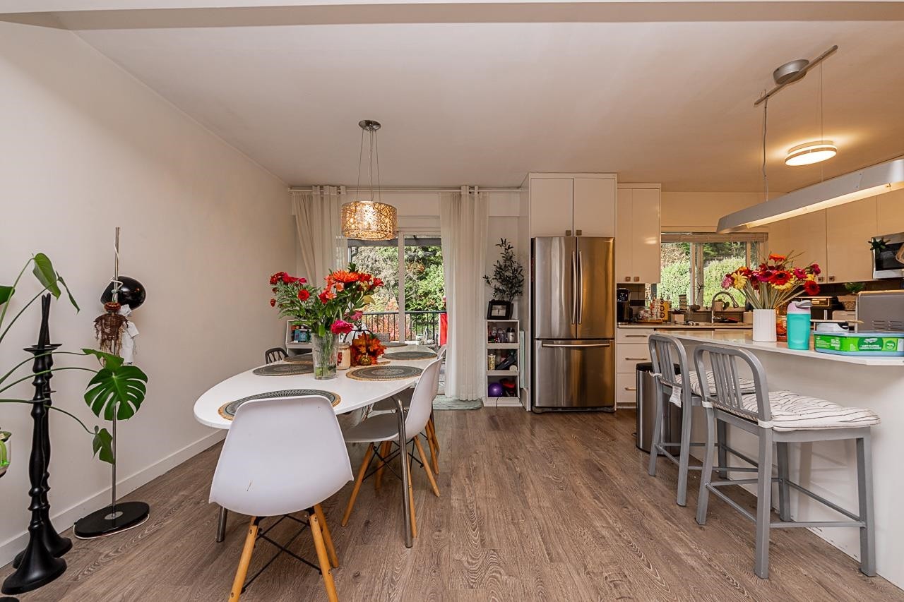 4377 Mountain Highway, North Vancouver, BC