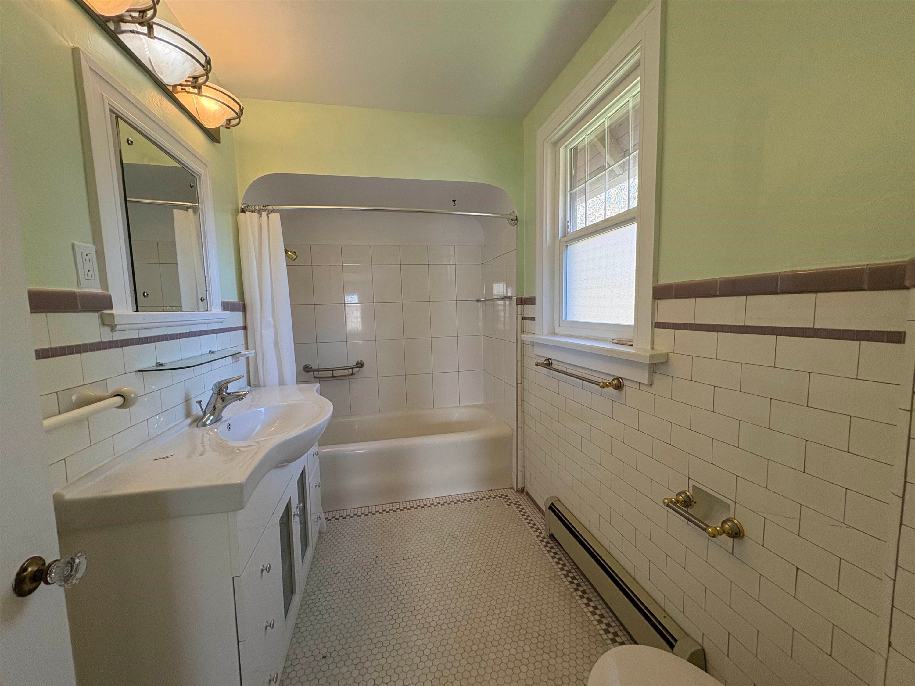 1603 49Th Avenue W, Vancouver, BC