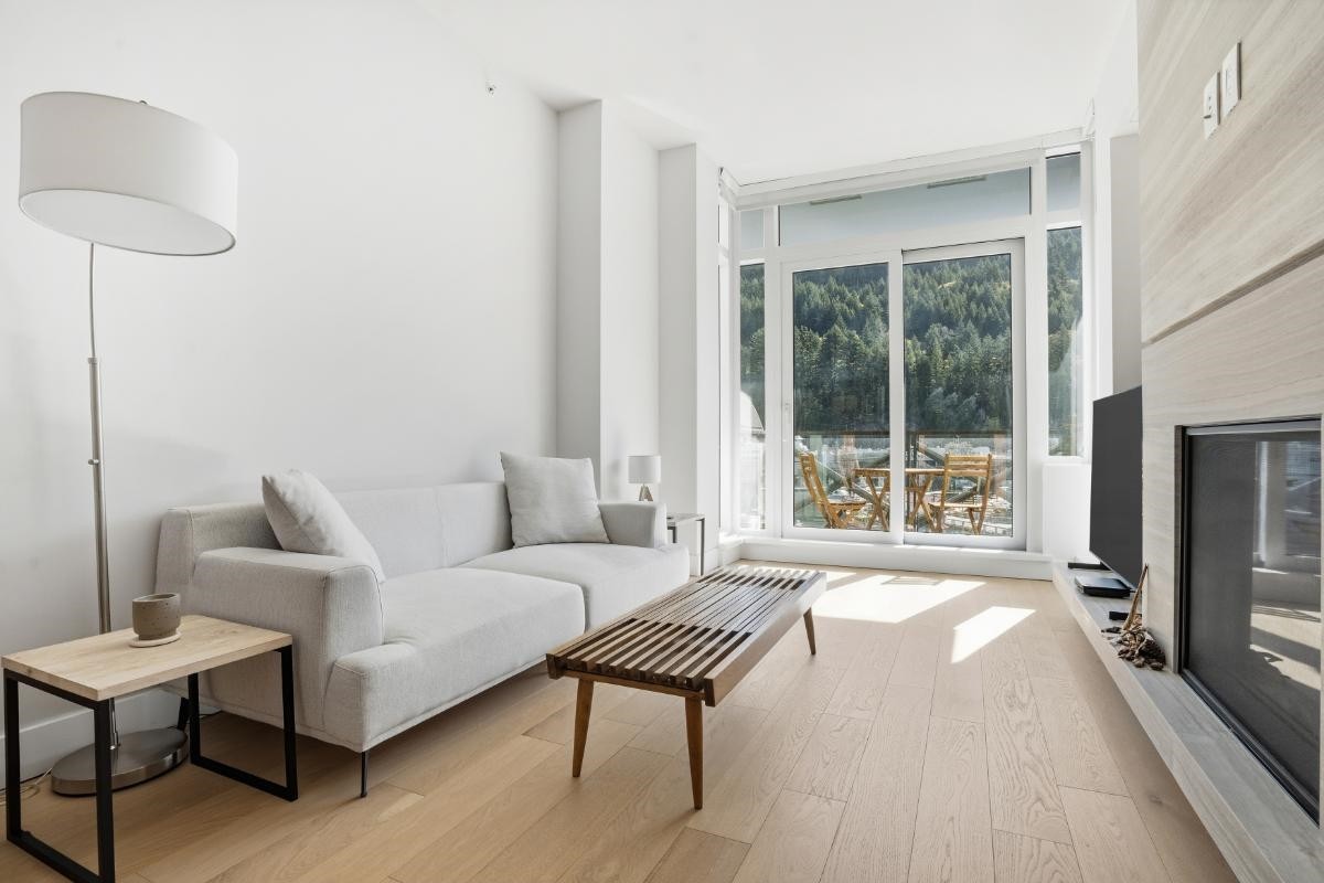 406-6707 Nelson Avenue, West Vancouver, BC