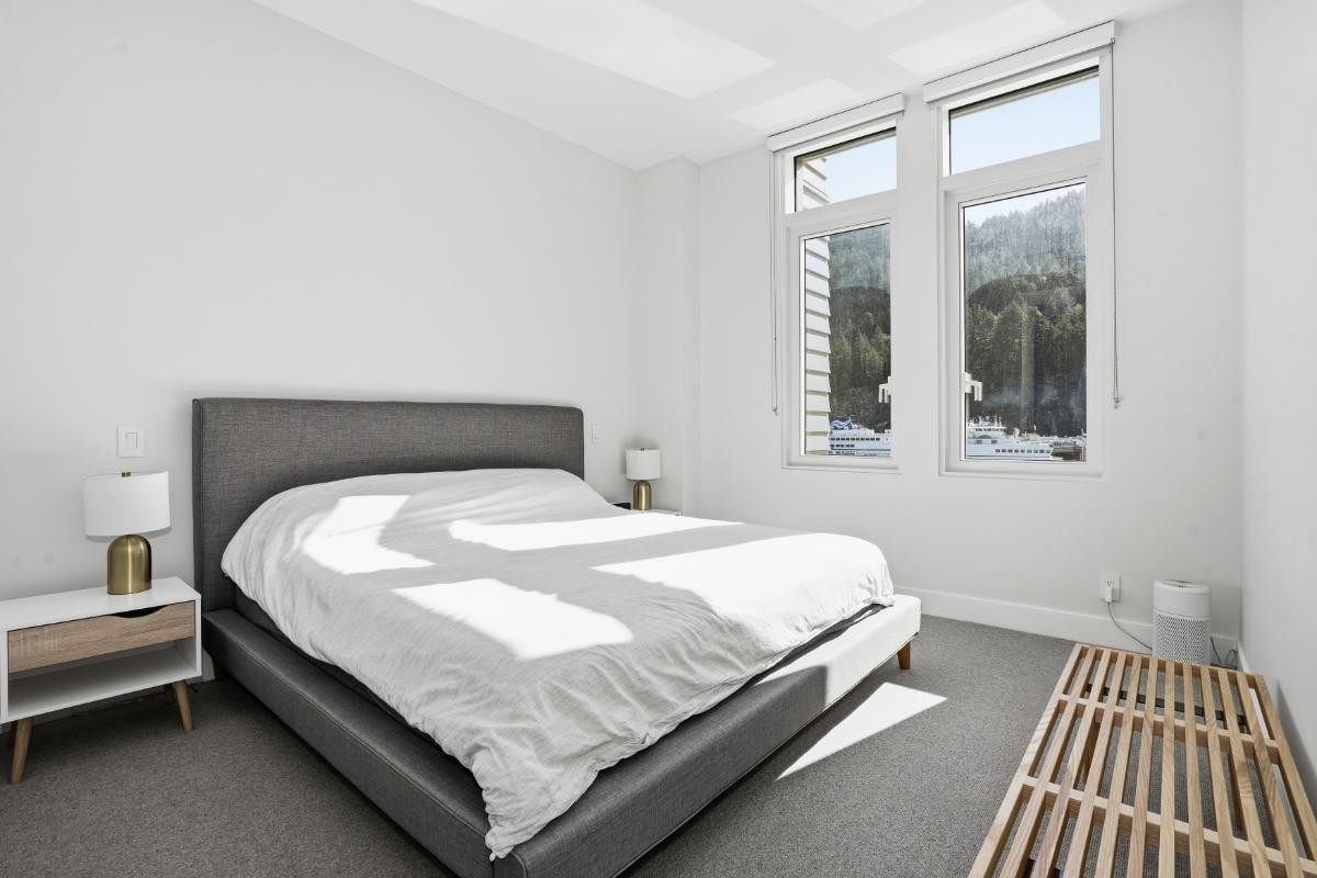 406-6707 Nelson Avenue, West Vancouver, BC