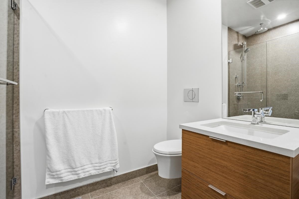 406-6707 Nelson Avenue, West Vancouver, BC