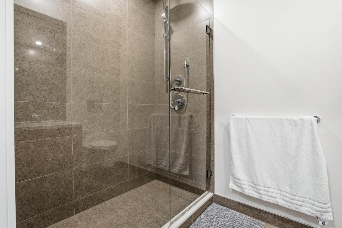 406-6707 Nelson Avenue, West Vancouver, BC