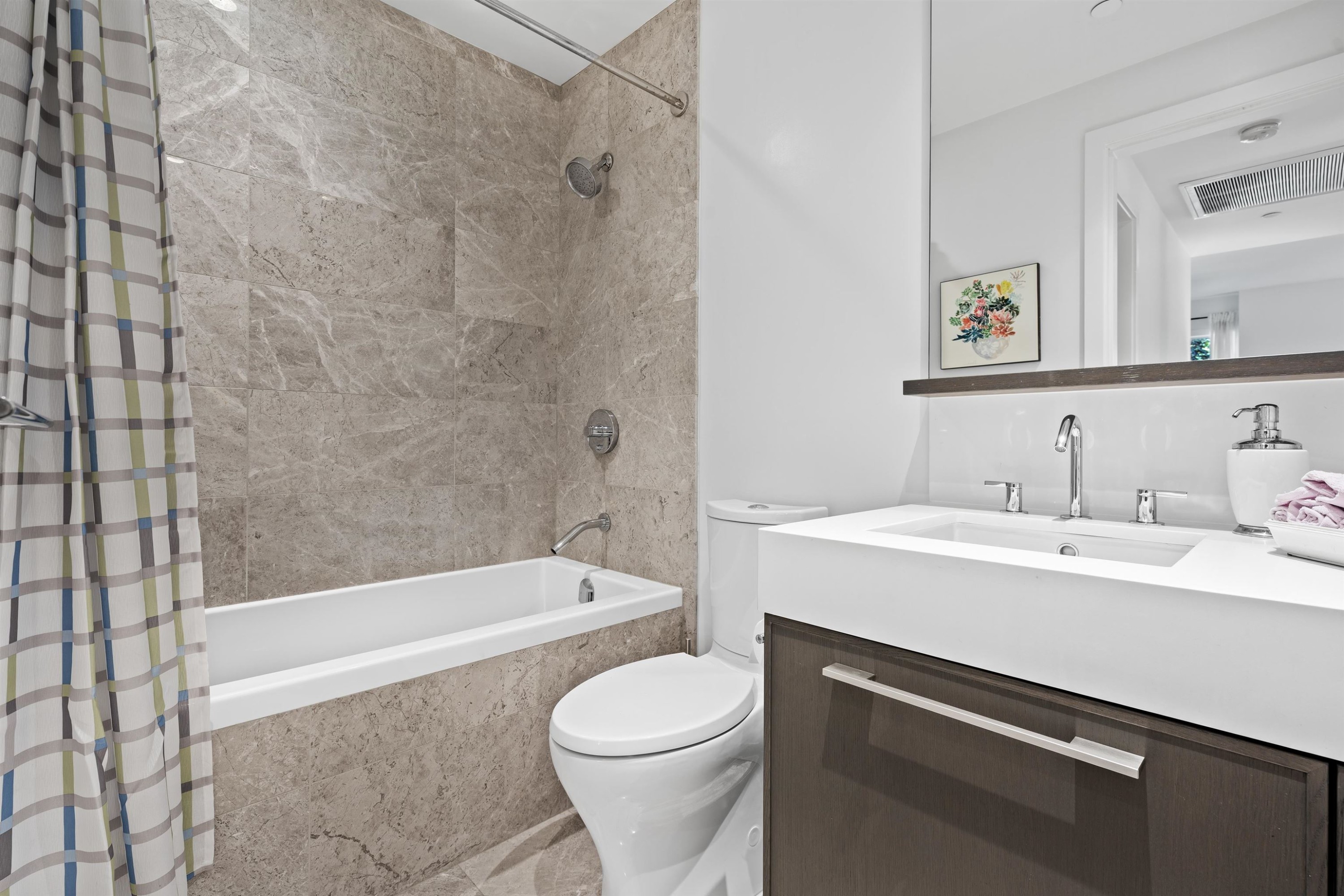 103-1055 Ridgewood Drive, North Vancouver, BC