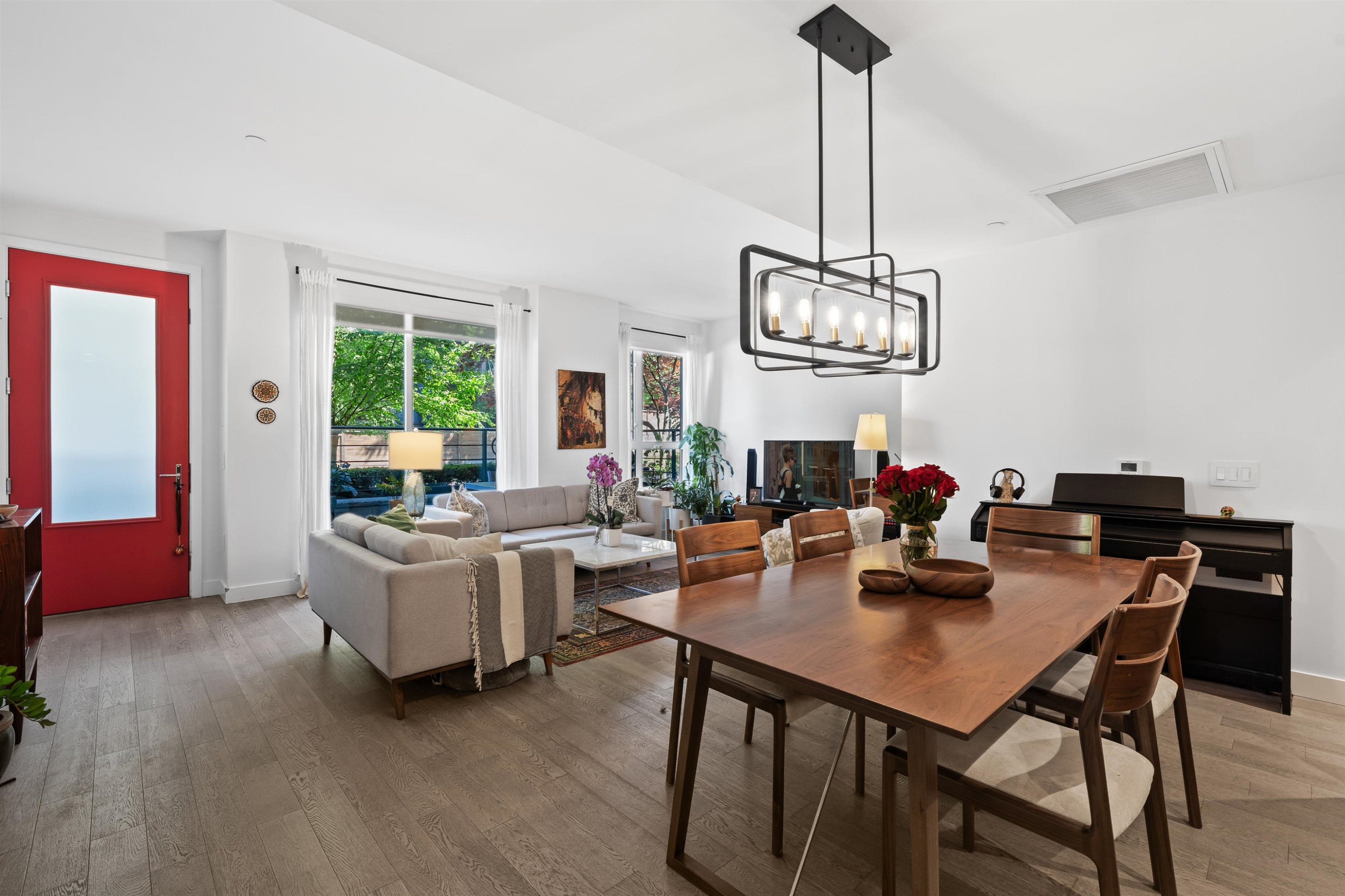 103-1055 Ridgewood Drive, North Vancouver, BC